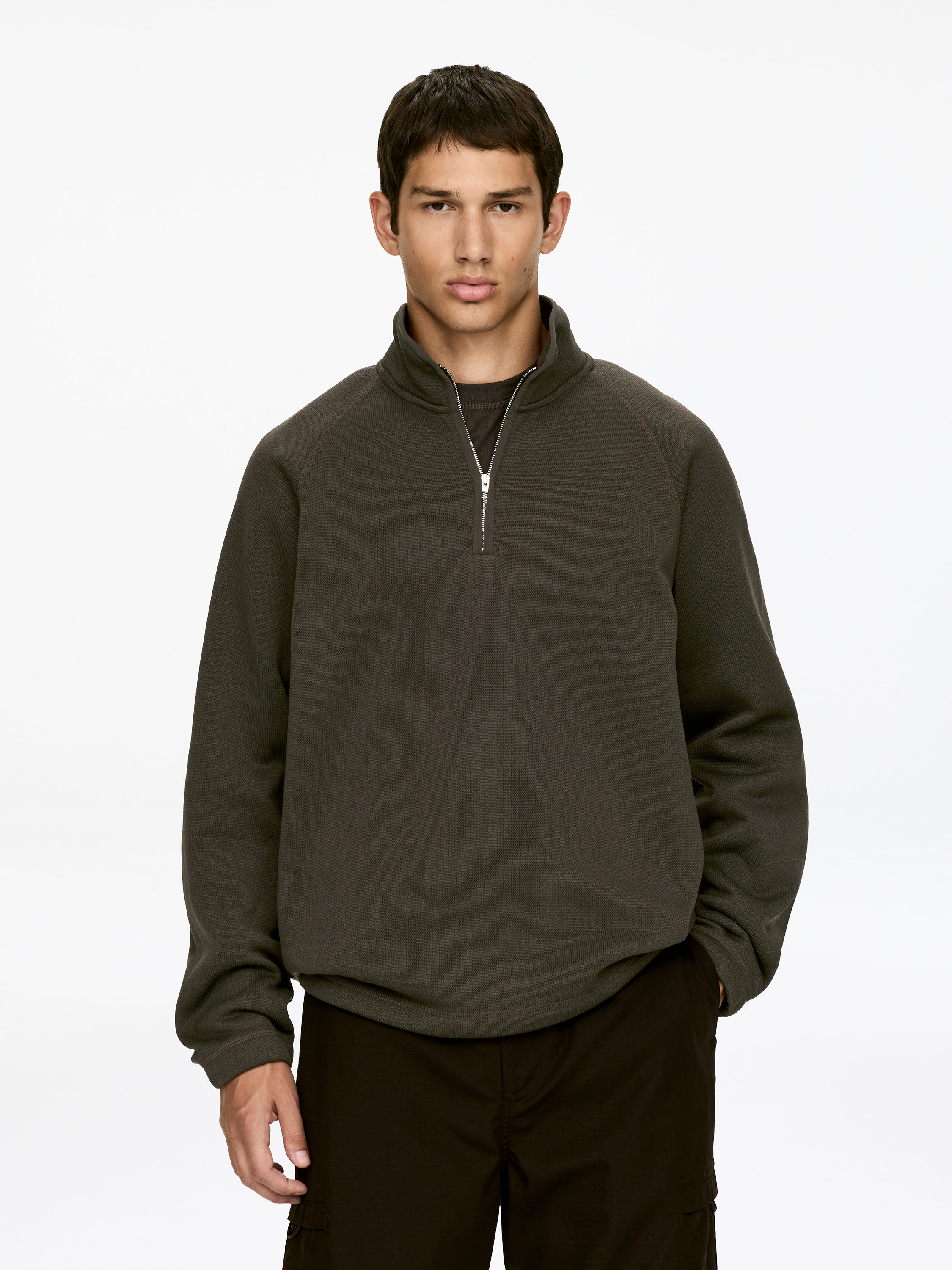 Fleece-Sweatshirt mit kurzem Reißverschluss - Dunkles Graubraun - Regular Fit - Herren - StillMedia/Lookbook - 4