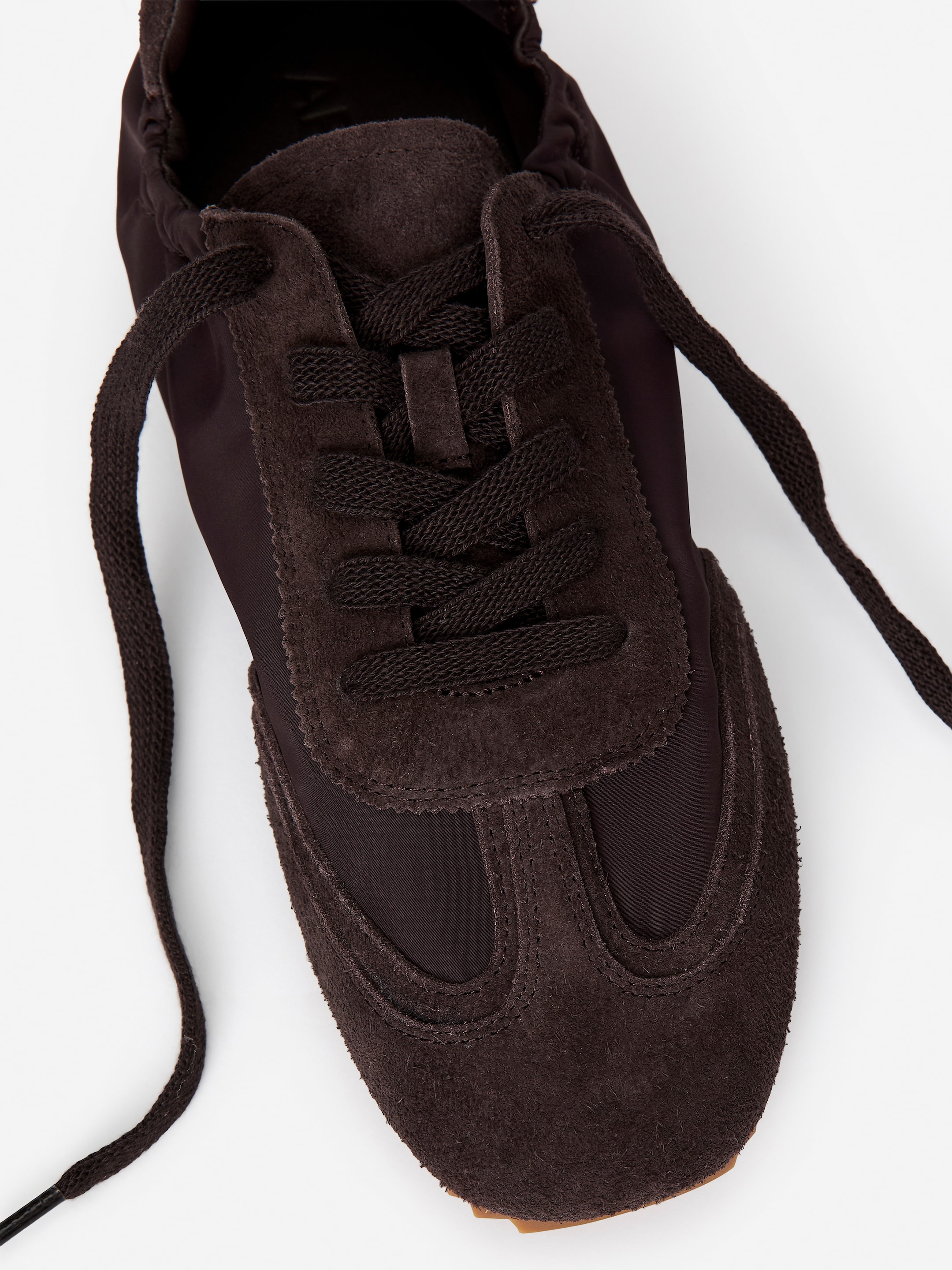 Sneaker aus Veloursleder und Nylon - Dunkelbraun - Women - StillMedia/DescriptiveStillLife - 2