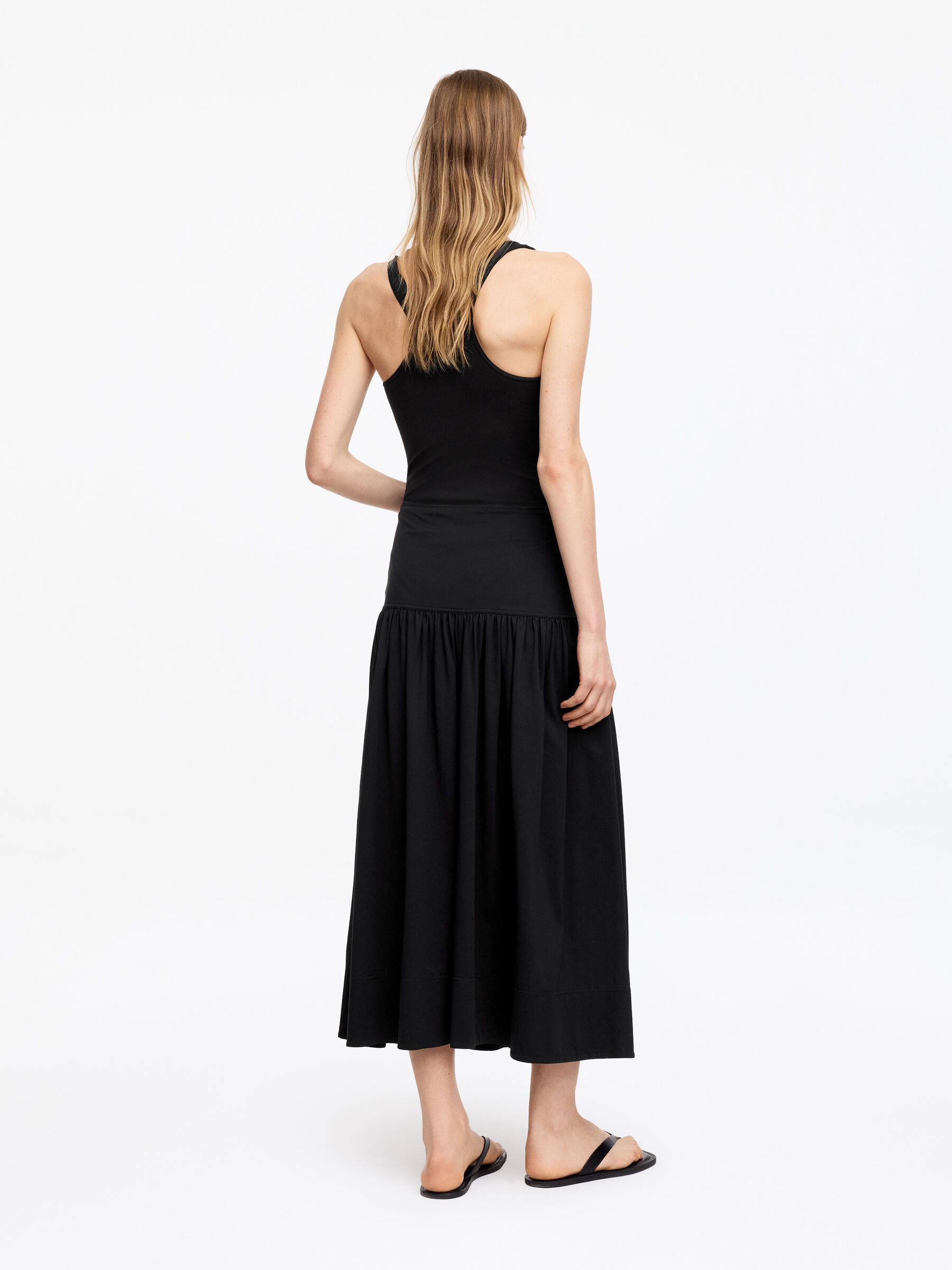 Trapezowa spódnica midi - Czarny - Fason normalny - Women - StillMedia/Lookbook - 3