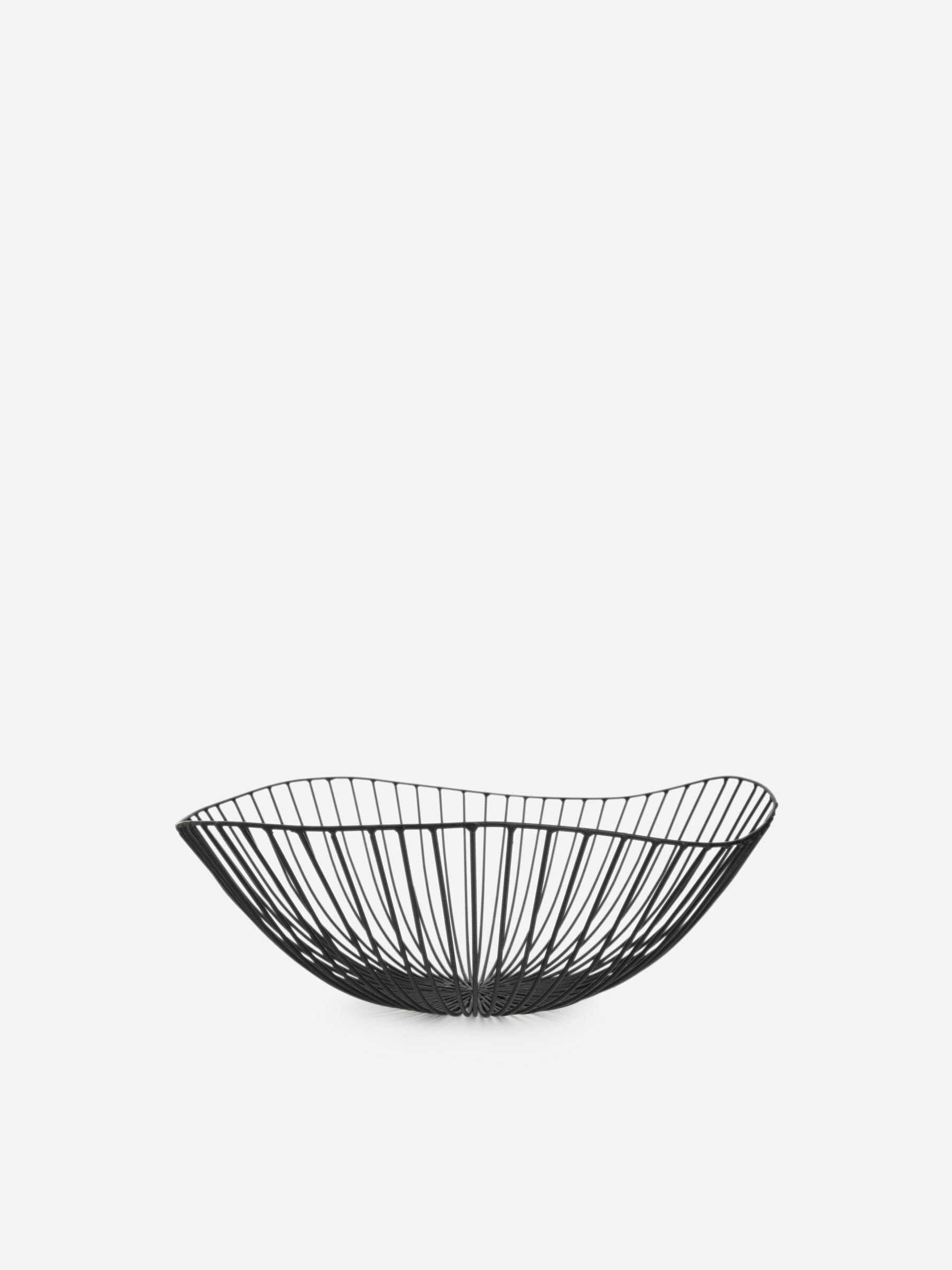 SeraxFruitbasket39cm - Black - Homeware - StillMedia/DescriptiveStillLife - 1