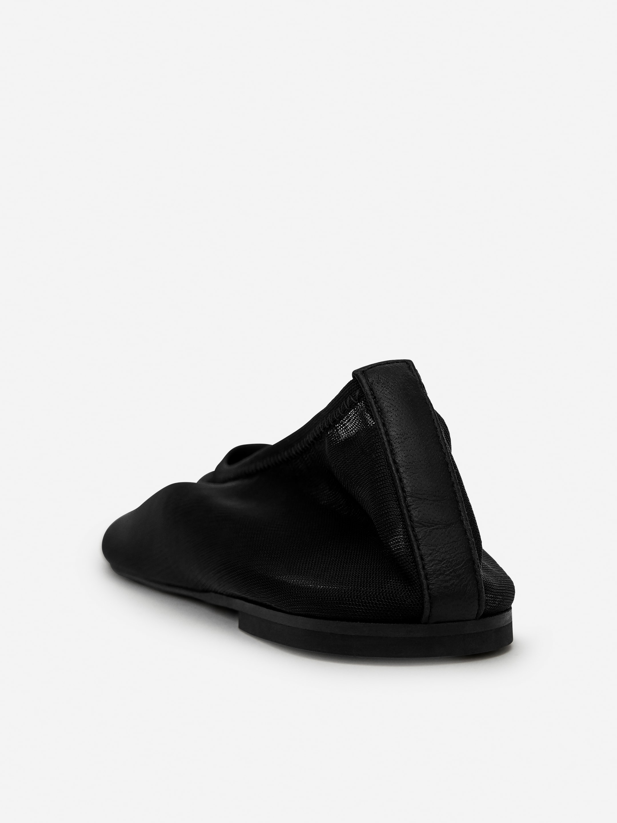 Visa större bild: Ballerinaskor i mesh - Svart - DAM | H&M SE 4