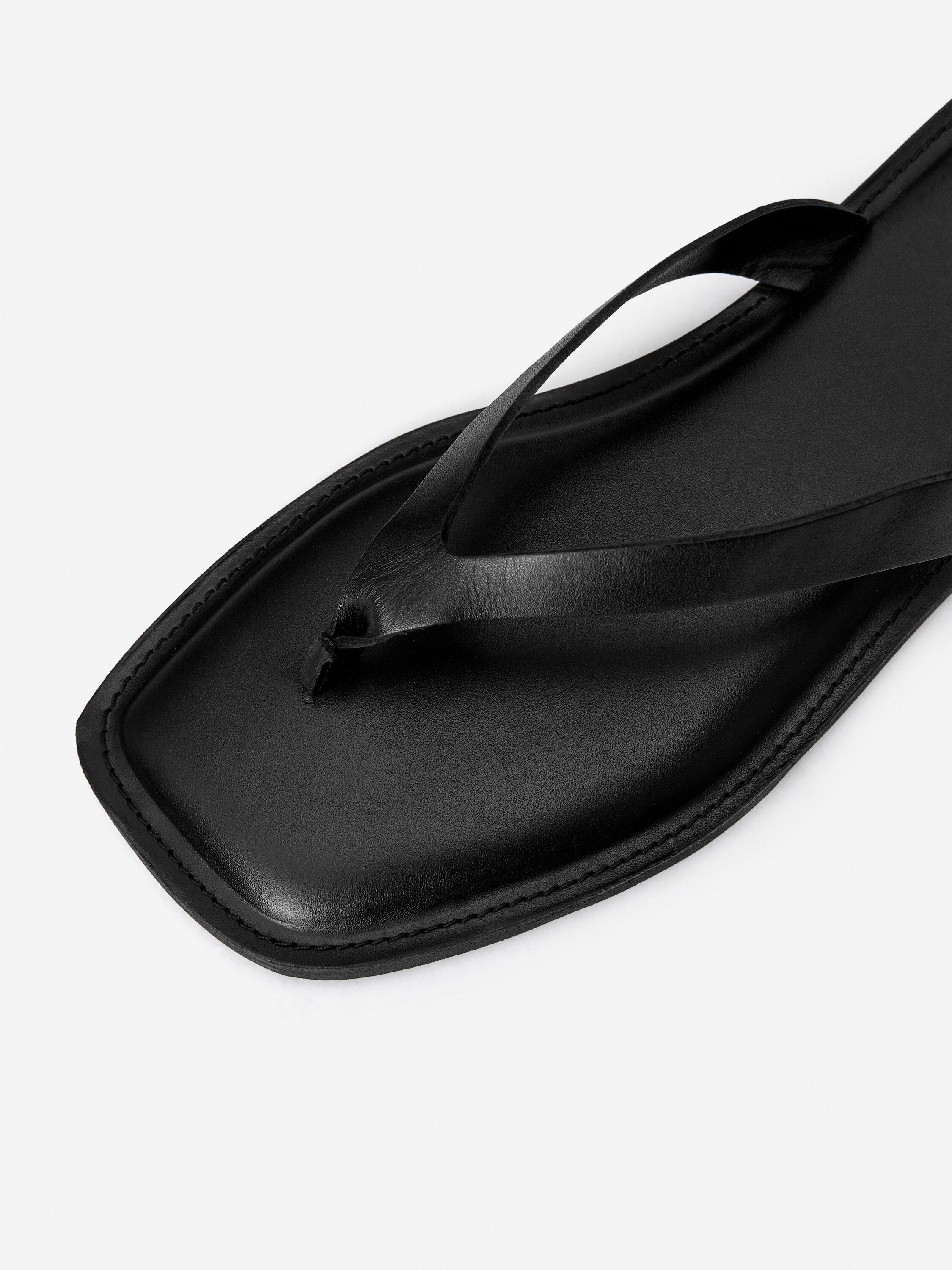 Leather Thong Sandals – Black – Women – ARKET EU