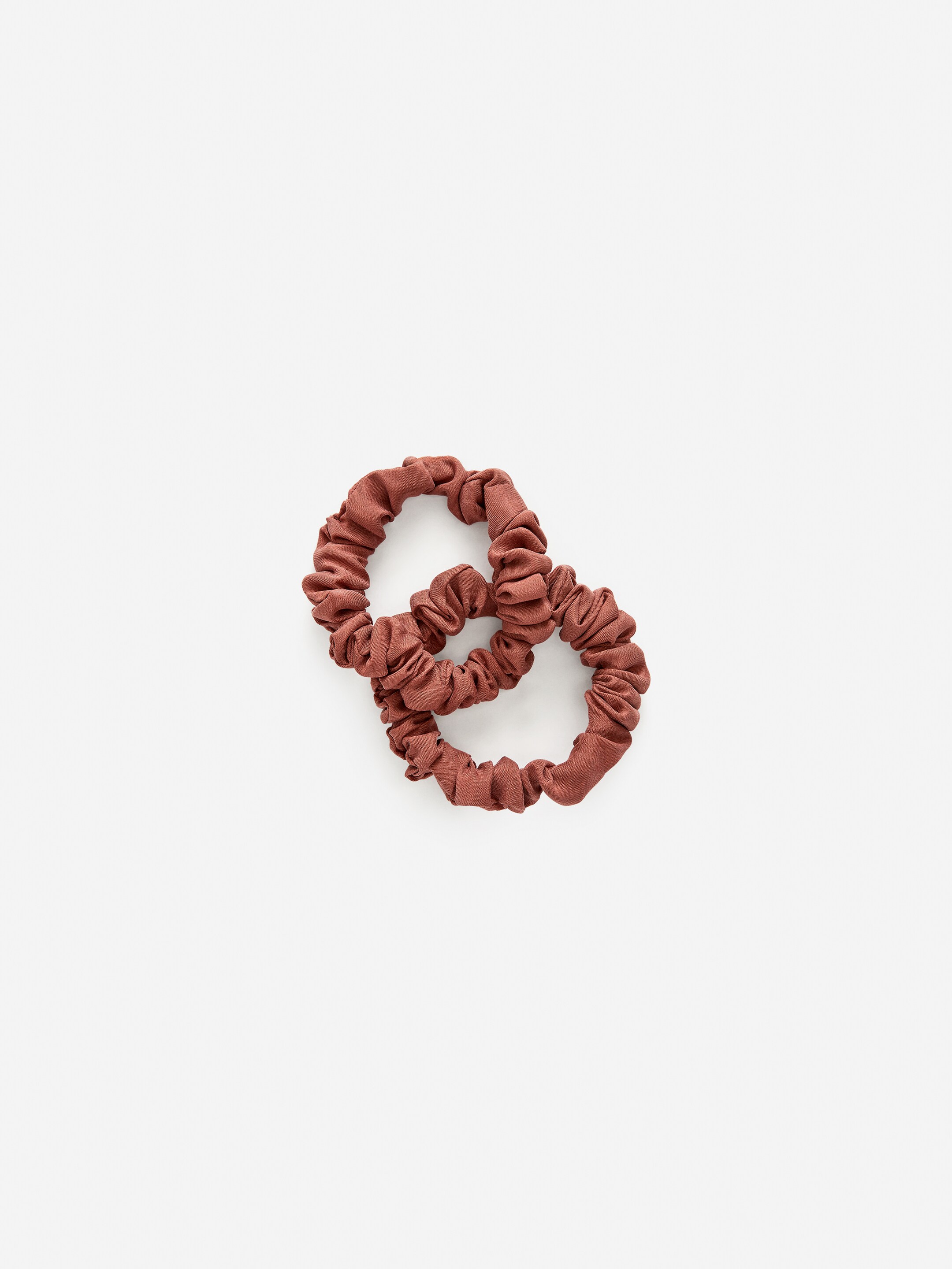 Silk Scrunchie Set of 2 - Brown - women - StillMedia/DescriptiveStillLife - 1