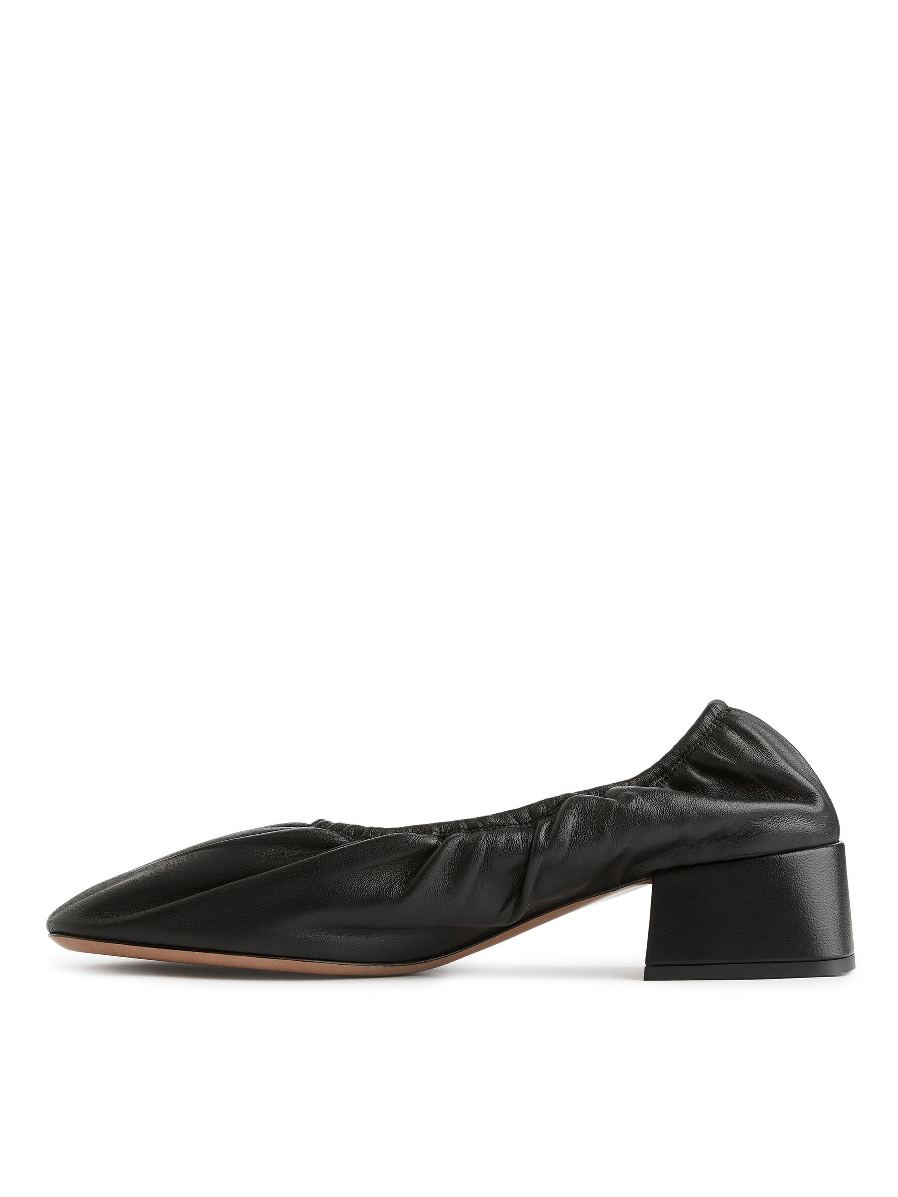 Ballerina Leather Heels - Black - Women - StillMedia/DescriptiveStillLife - 5