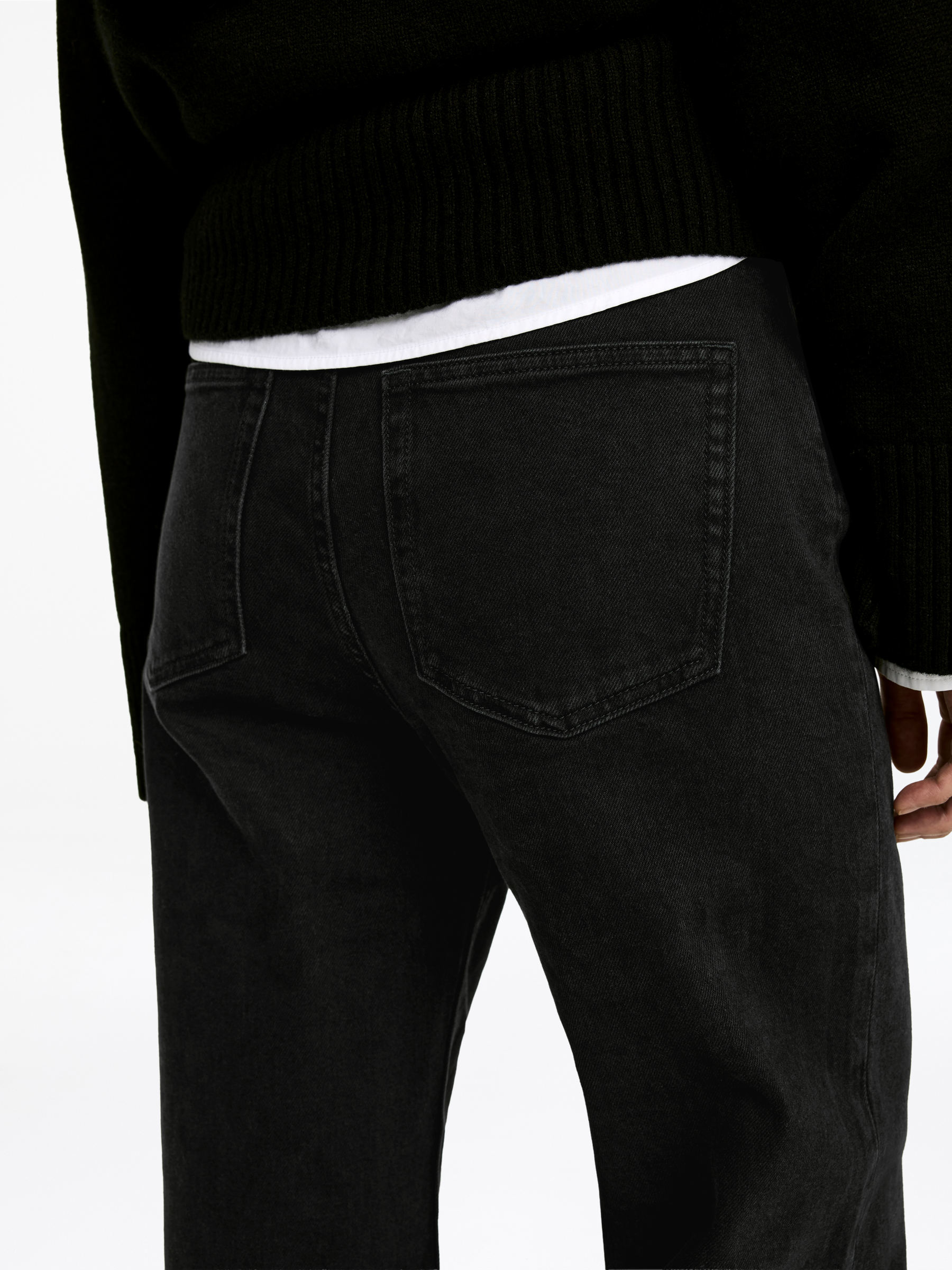 LUPINE utsvängda jeans - Svart - Slim fit - Women - StillMedia/Lookbook - 5