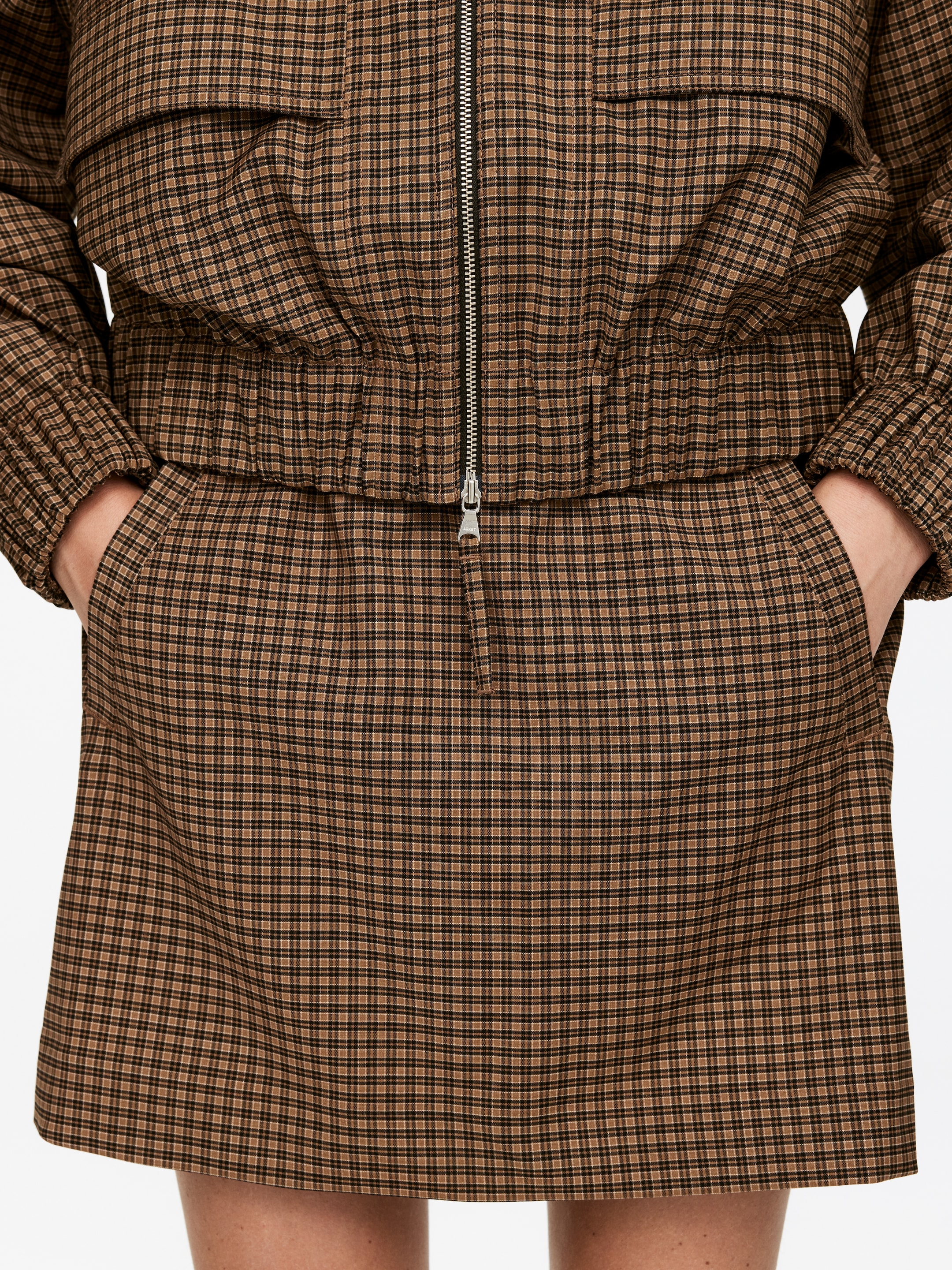 View larger image: Elastic-Waist Mini Skirt - Brown - Ladies | H&M GB 4