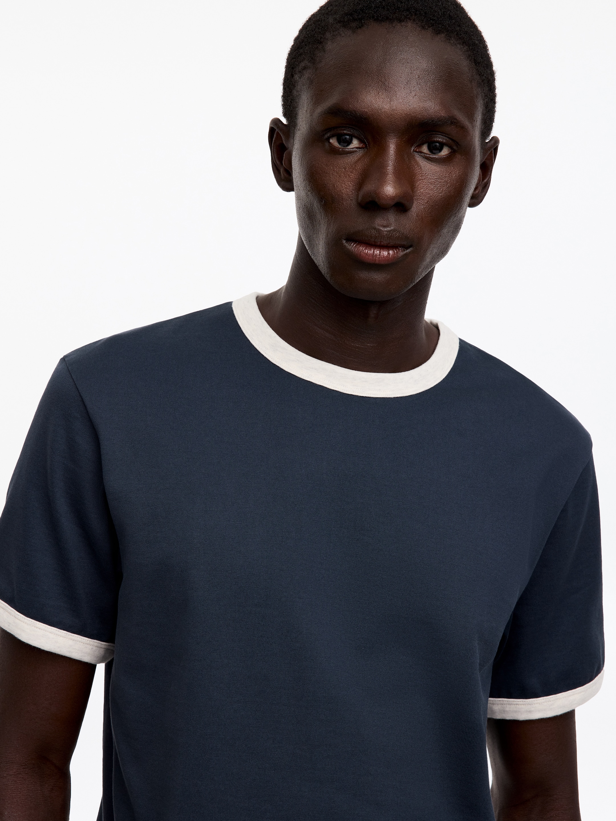 Dopasowany T-shirt - Ciemnoniebieski - Fason normalny - men - StillMedia/Lookbook - 4