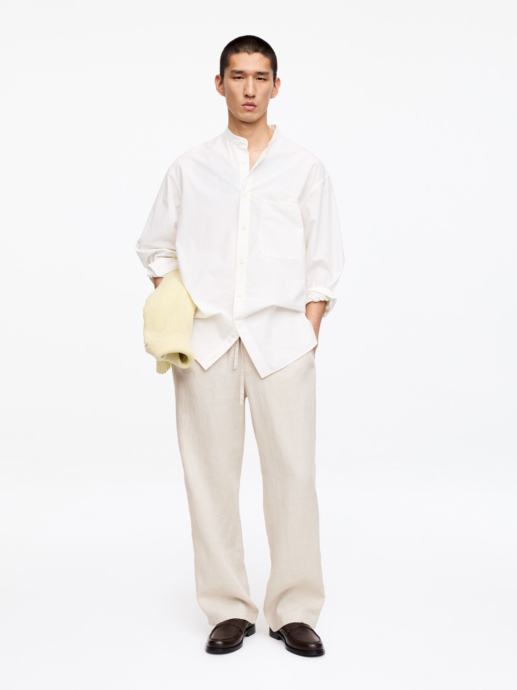 Relaxed Linen Trousers - Beige - Relaxed fit - Men - StillMedia/Lookbook - 4