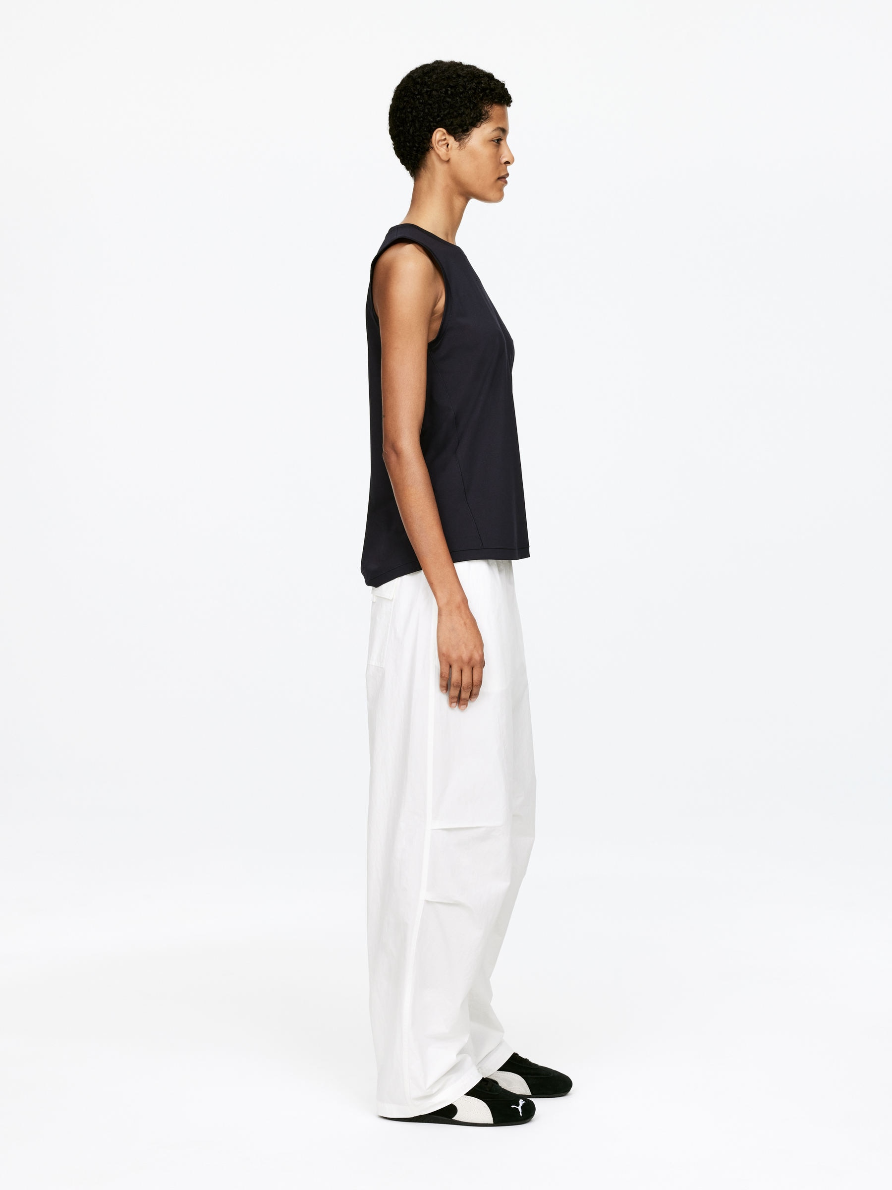 Active Tank Top - Dark Blue - Loose fit - Women - StillMedia/Lookbook - 7