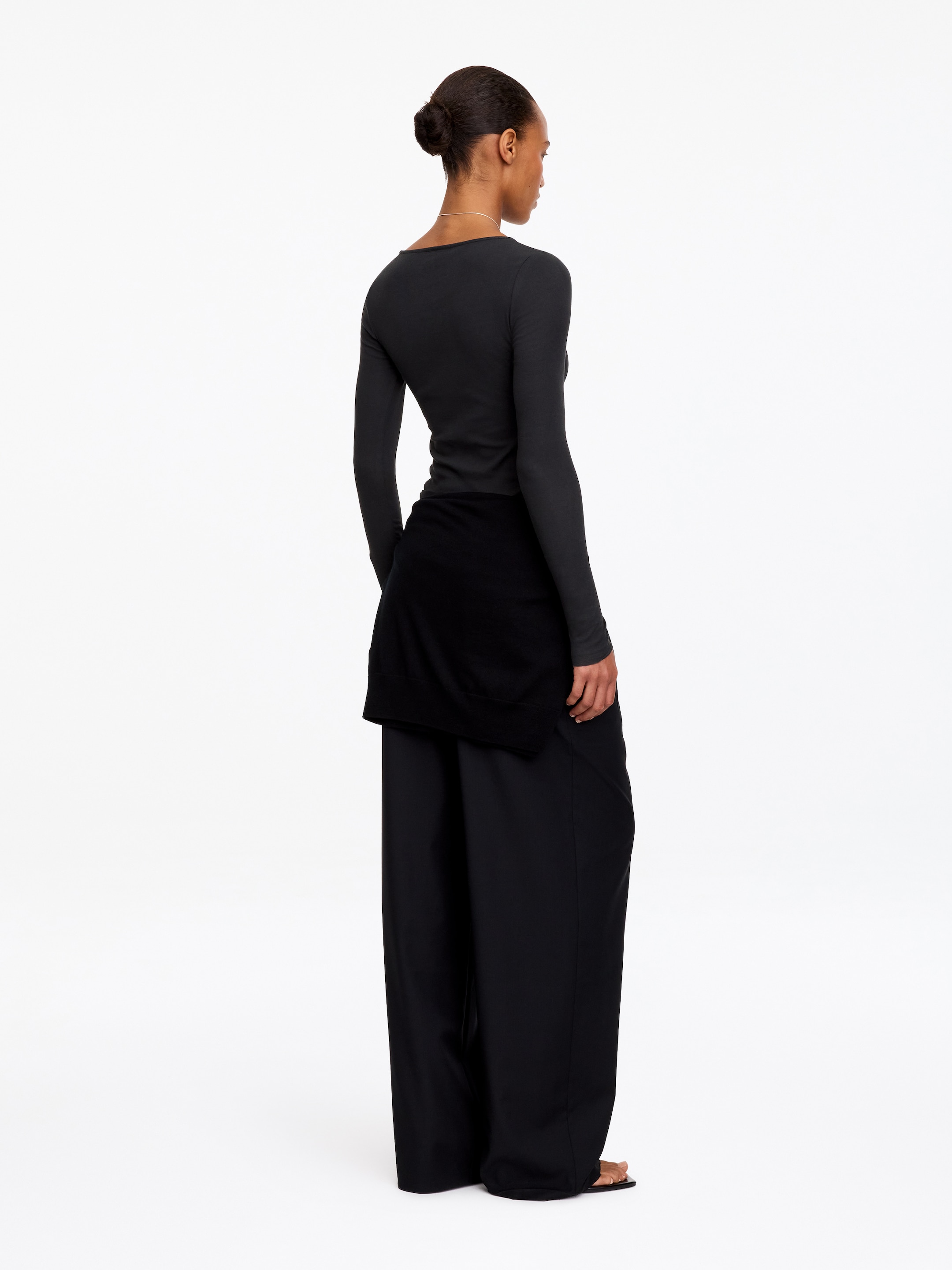Top de manga larga de canalé transparente - Negro - Corte ajustado - women - StillMedia/Lookbook - 3