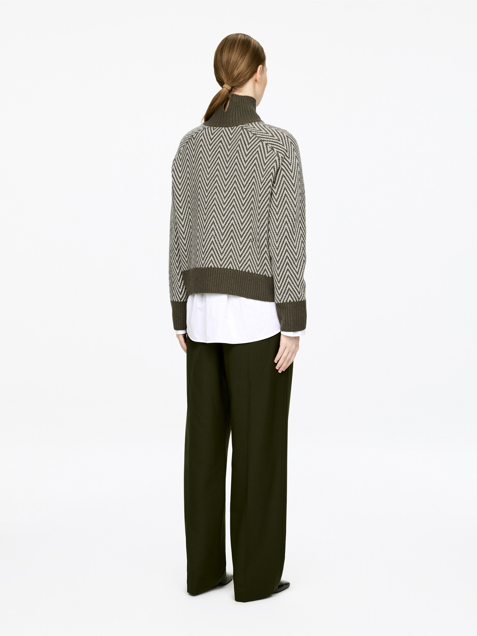 Jacquard-strikket ullgenser - Khakigrønn - 4