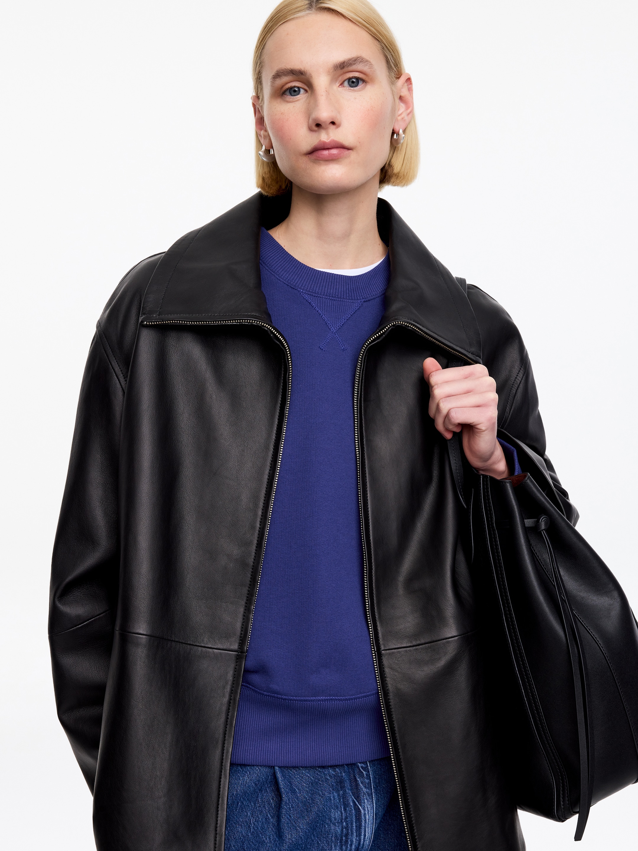 Relaxed Terry Sweatshirt - Blue - Relaxed fit - Women - StillMedia/Lookbook - 4