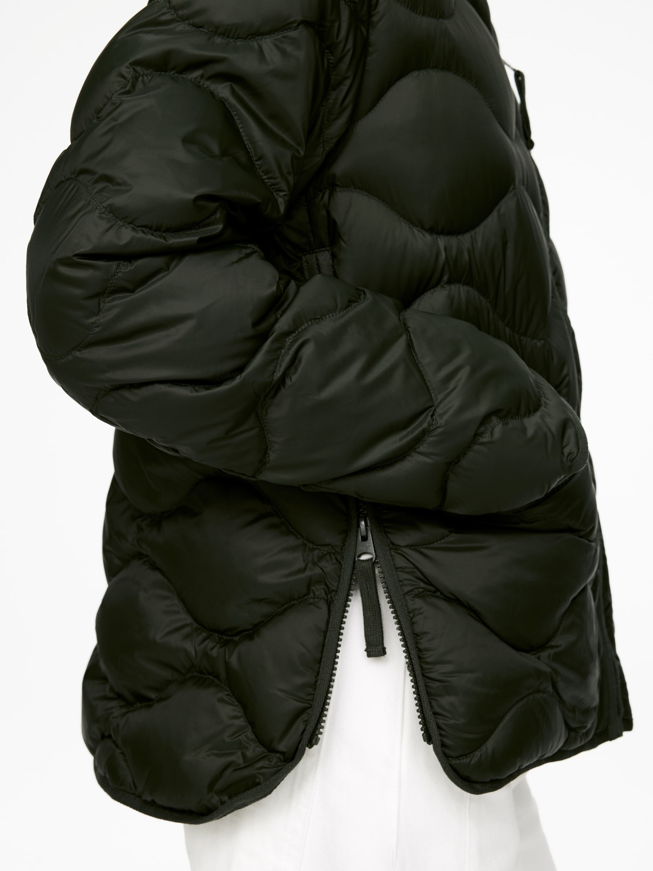 Zobraziť väčší obrázok: 2-v-1 Upcycled Down Liner Jacket - Tmavozelená - ŽENY | H&M SK 4