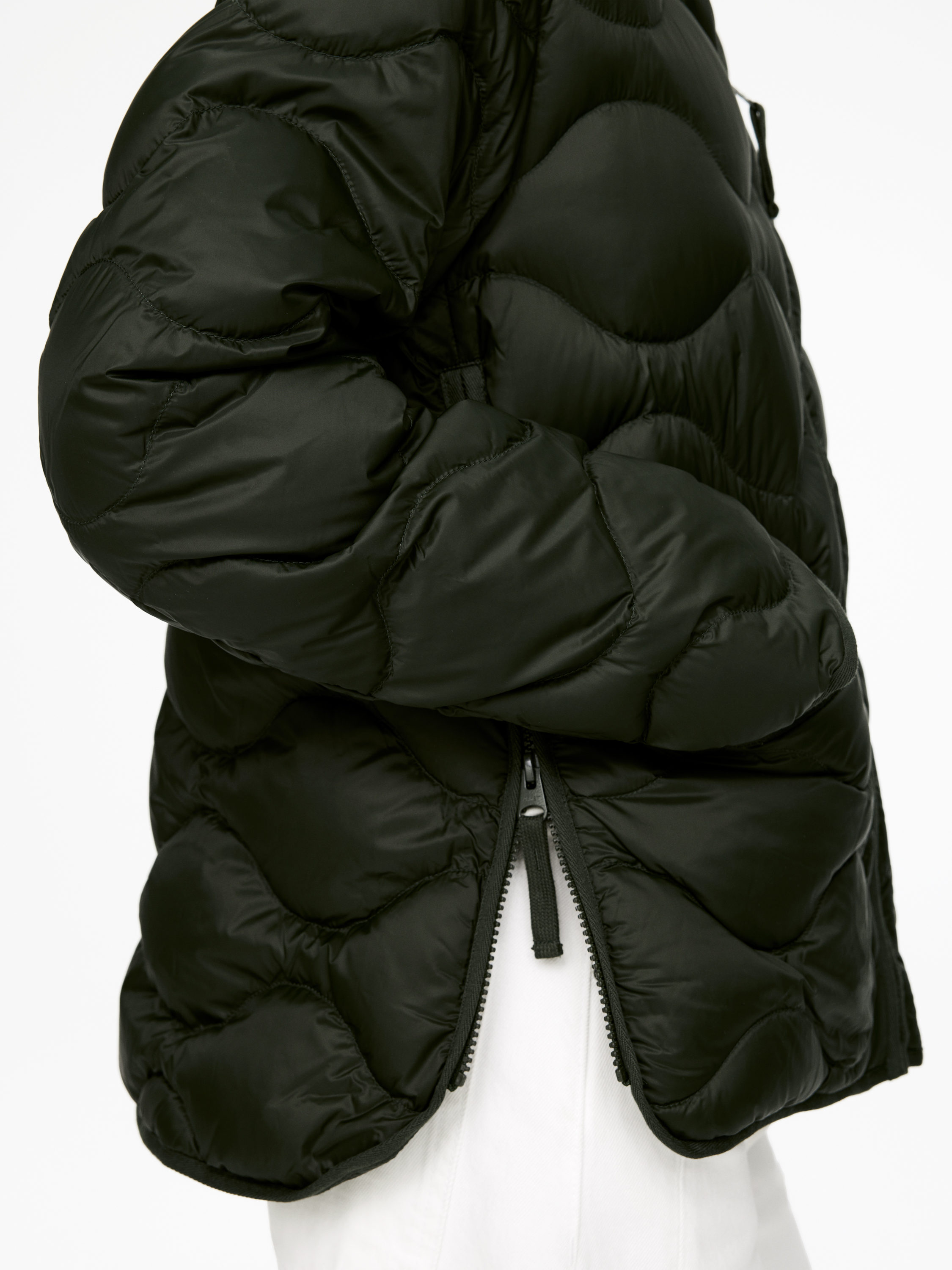2-in-1 Upcycled Down Liner Jacket - Dark Green - Regular fit - Women - StillMedia/Lookbook - 5