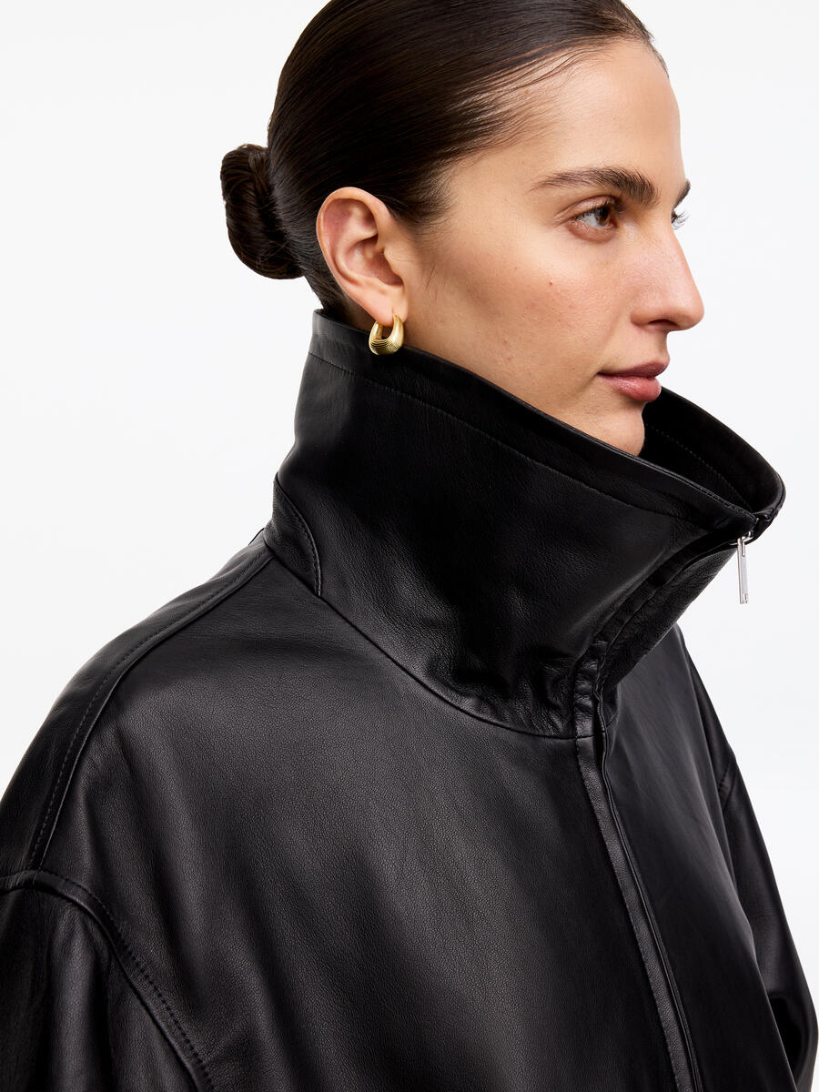 ARKET Women's  Gold Pleated Hoop Earrings Gold-Coloured,  