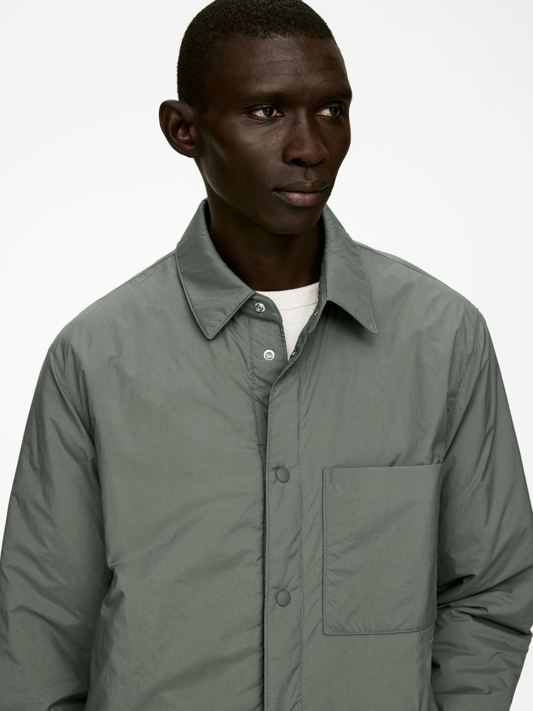 Light-Padded Overshirt - Green - Regular fit - Men - StillMedia/Lookbook - 4
