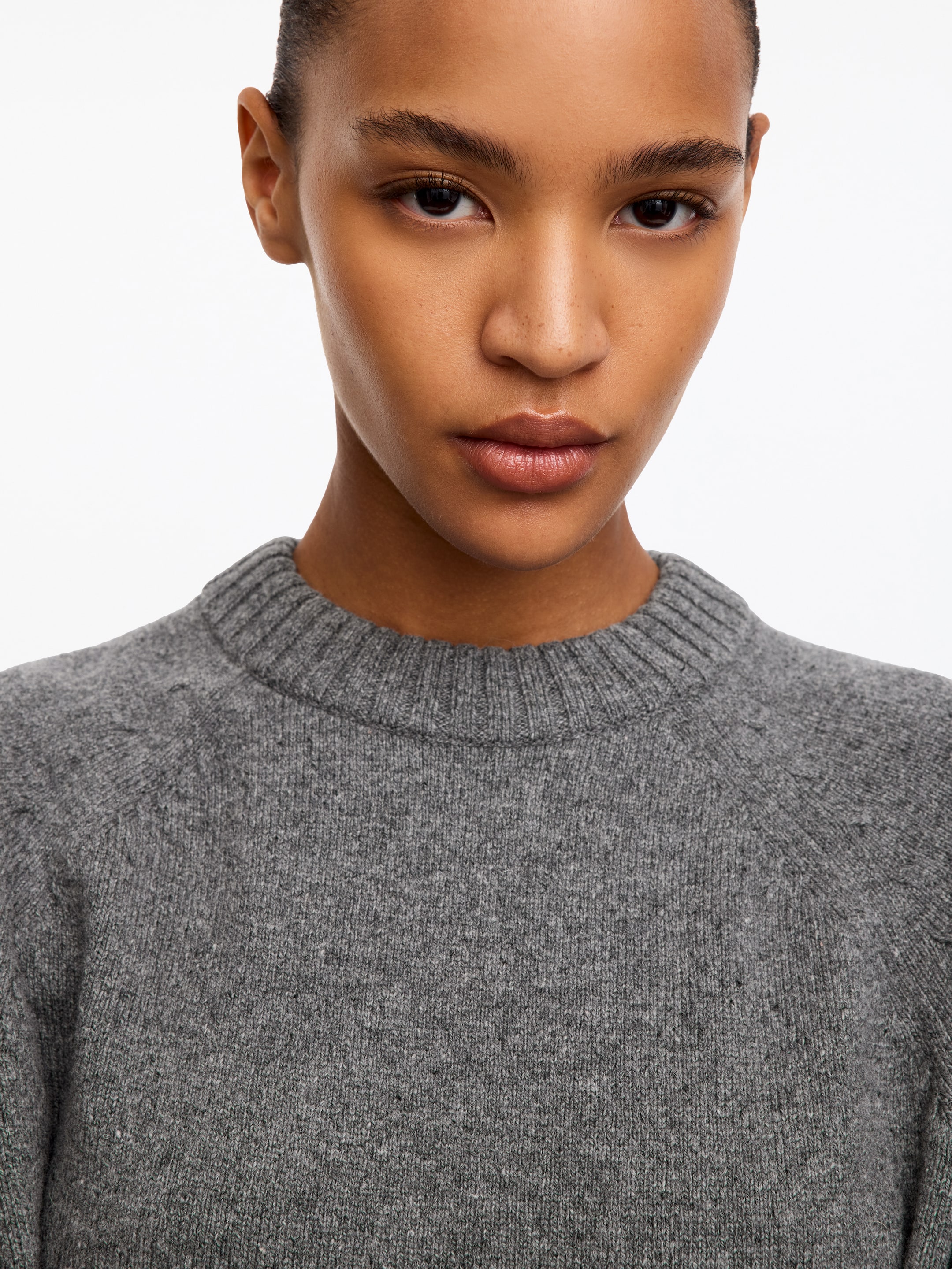 Folded Sleeve Wool Jumper - Grey - Regular fit - women - StillMedia/Lookbook - 2