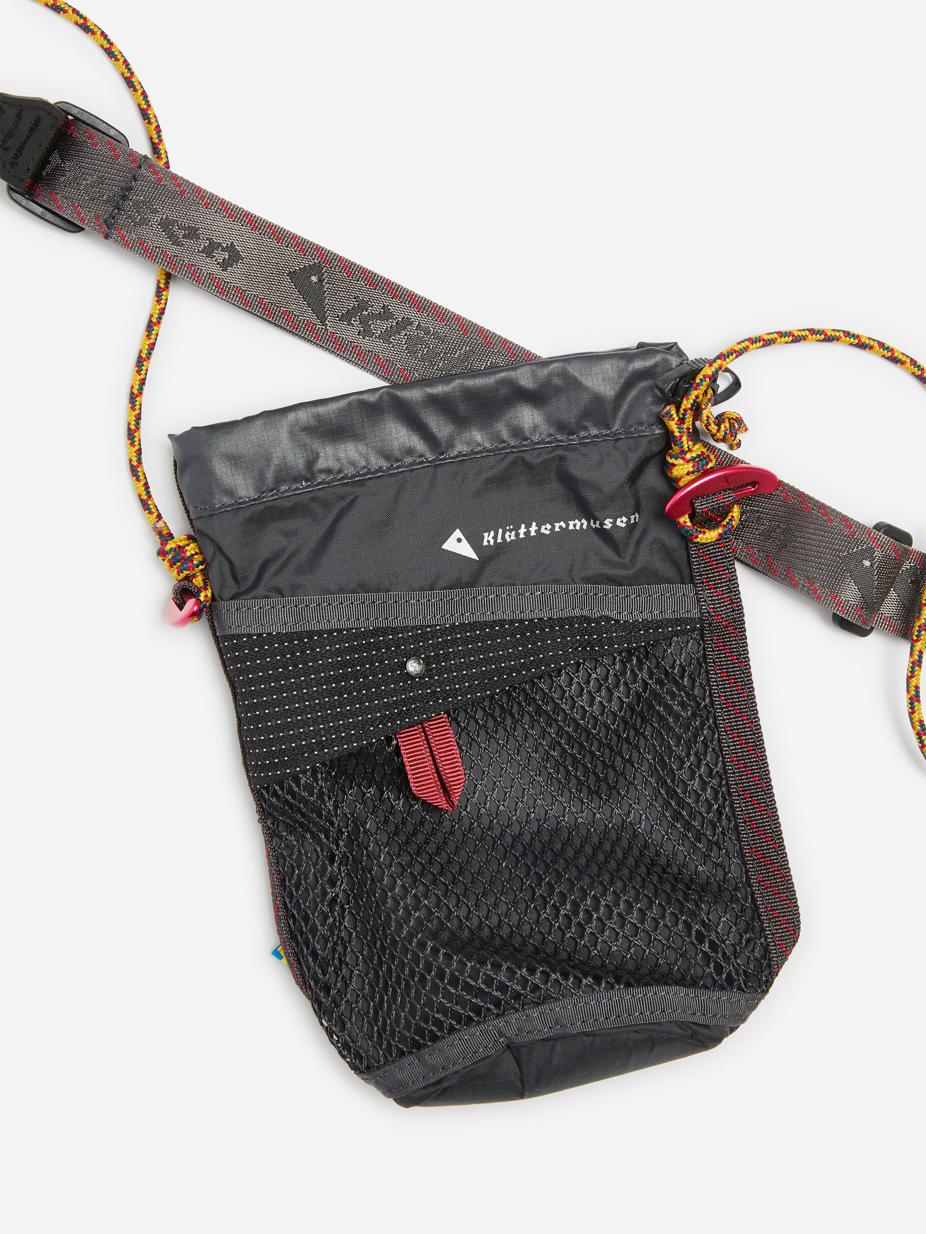 Klättermusen Algir Bottle Sling - Black - Men - StillMedia/DescriptiveDetail - 2
