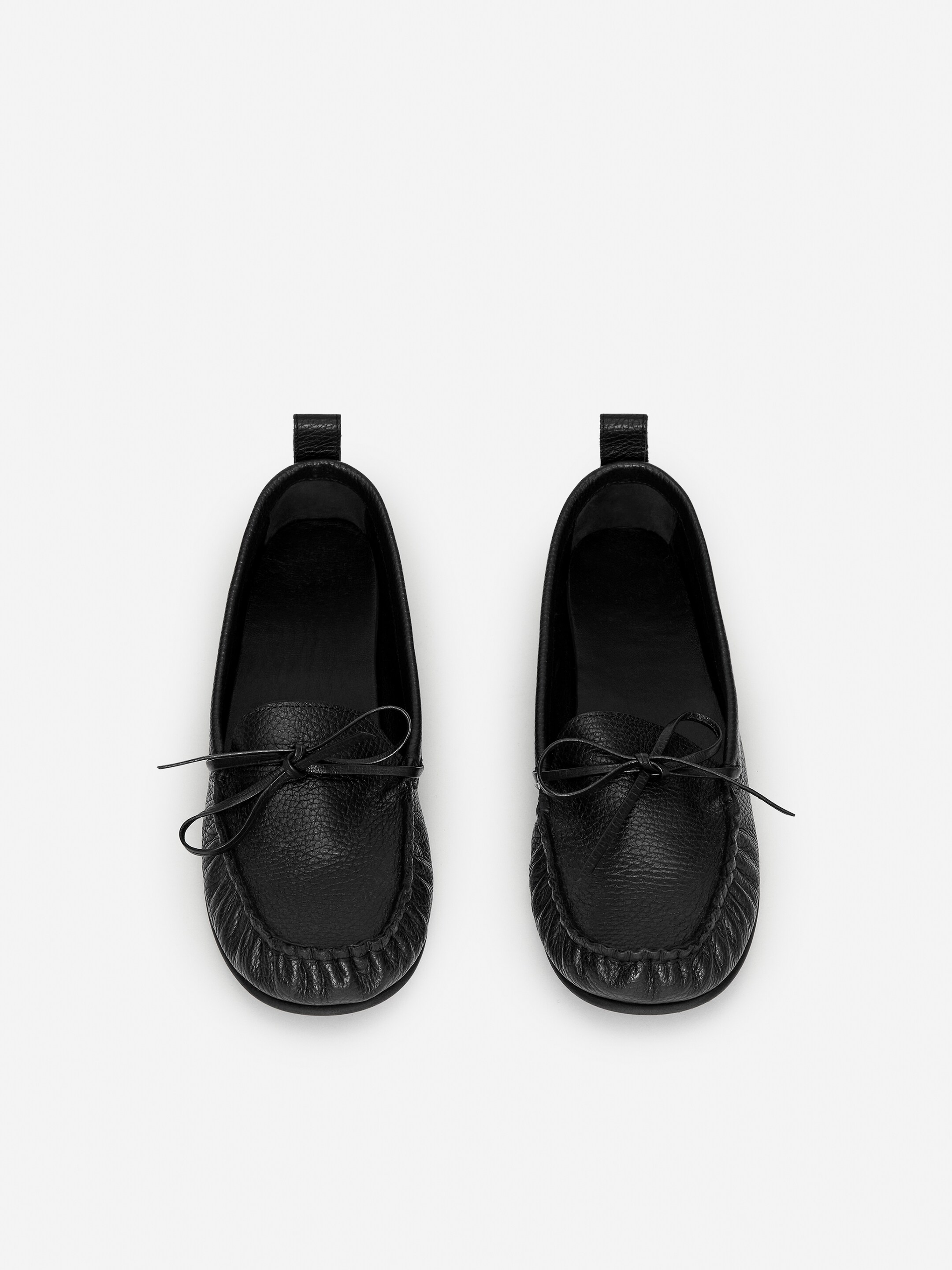 Moccasin Leather Loafers - Black - Women - StillMedia/DescriptiveStillLife - 11
