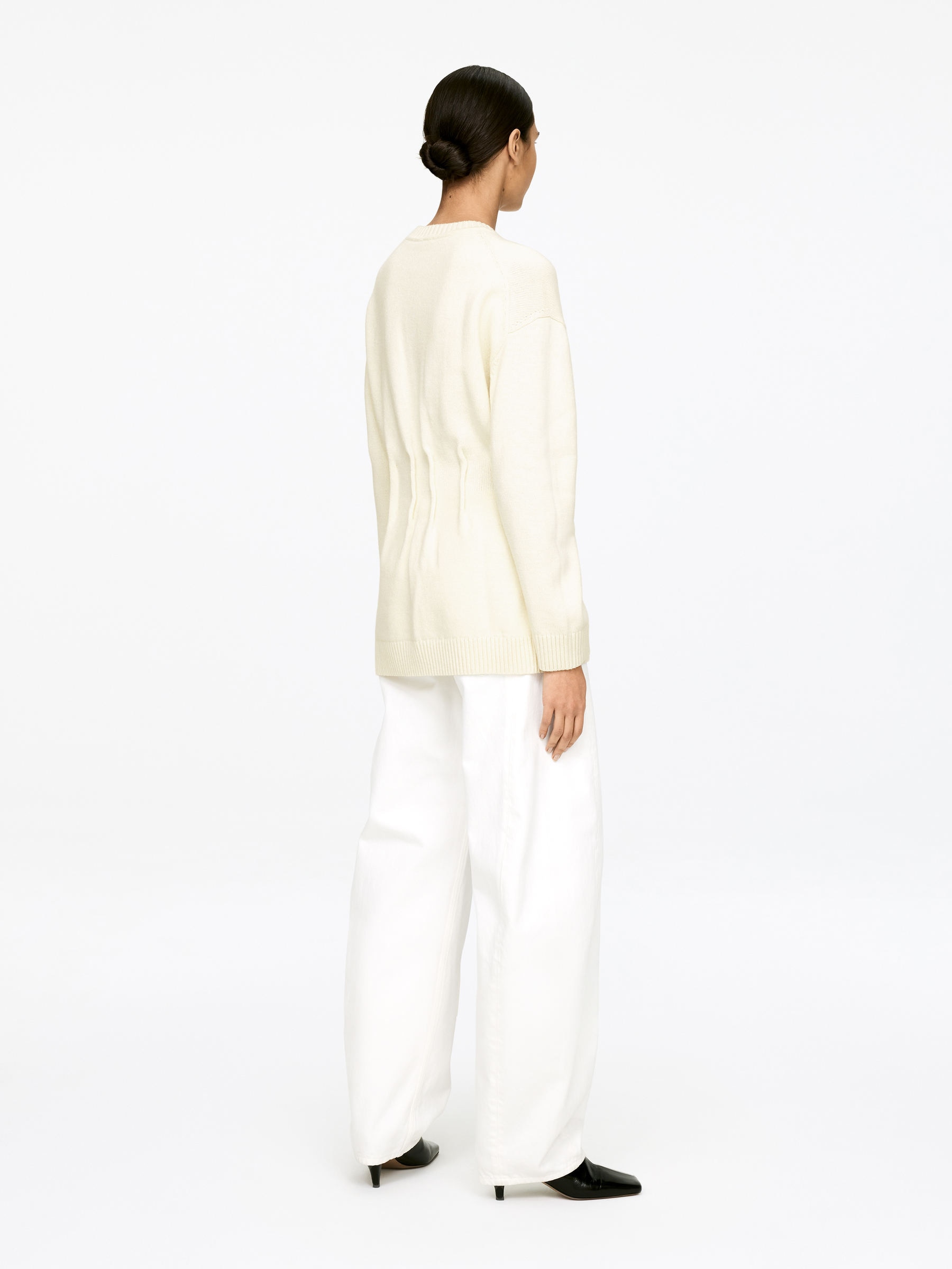 Fitted-Waist Jumper - Off White - Loose fit - Women - StillMedia/Lookbook - 4