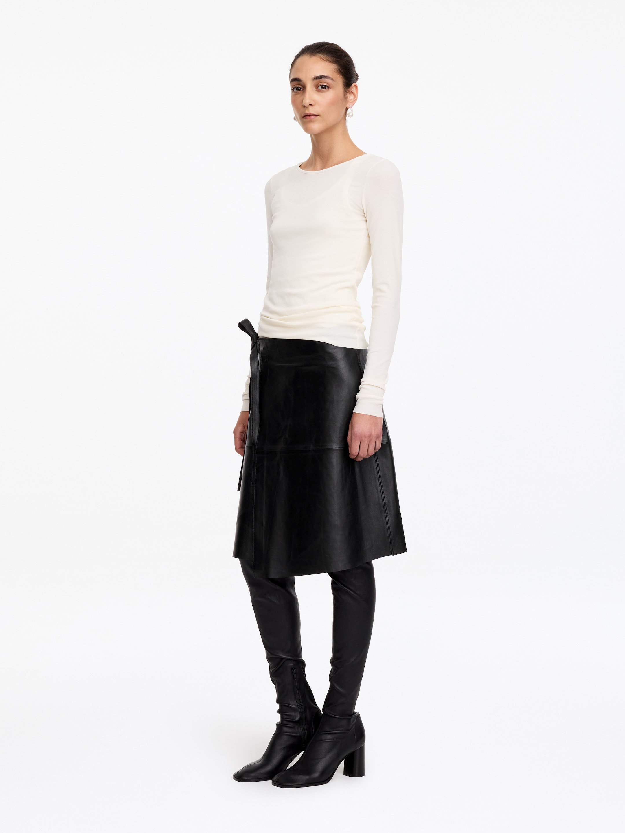 Leather Wrap Skirt - Black - Regular fit - women - StillMedia/Lookbook - 5