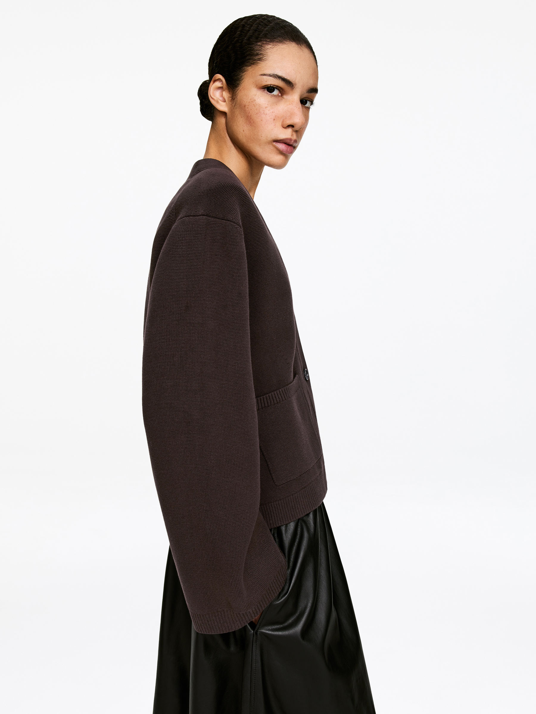 Cotton Cardigan - Dark Brown - Loose fit - Women - StillMedia/Lookbook - 5