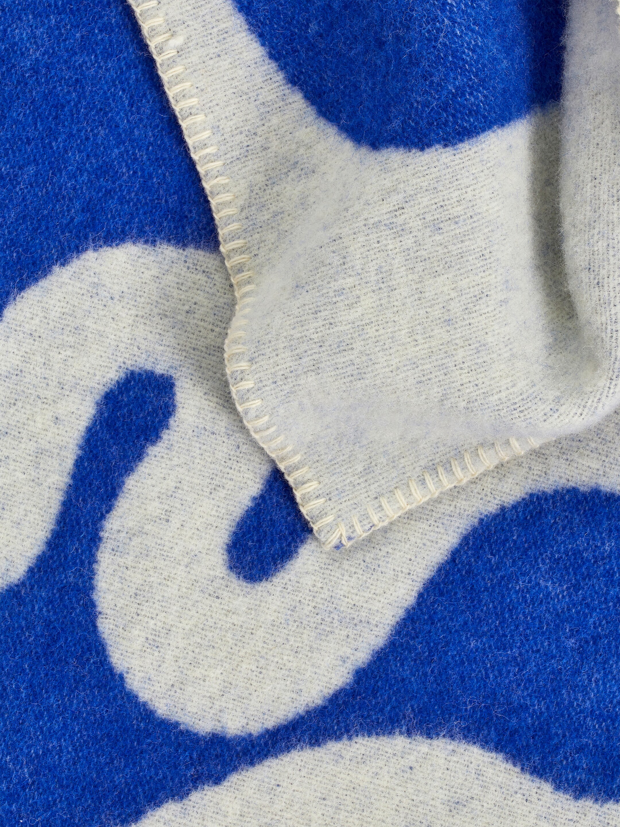 Visualizza immagine più grande: Coperta Klippan in lana - Bianco/Blu - HOME | H&M IT 3