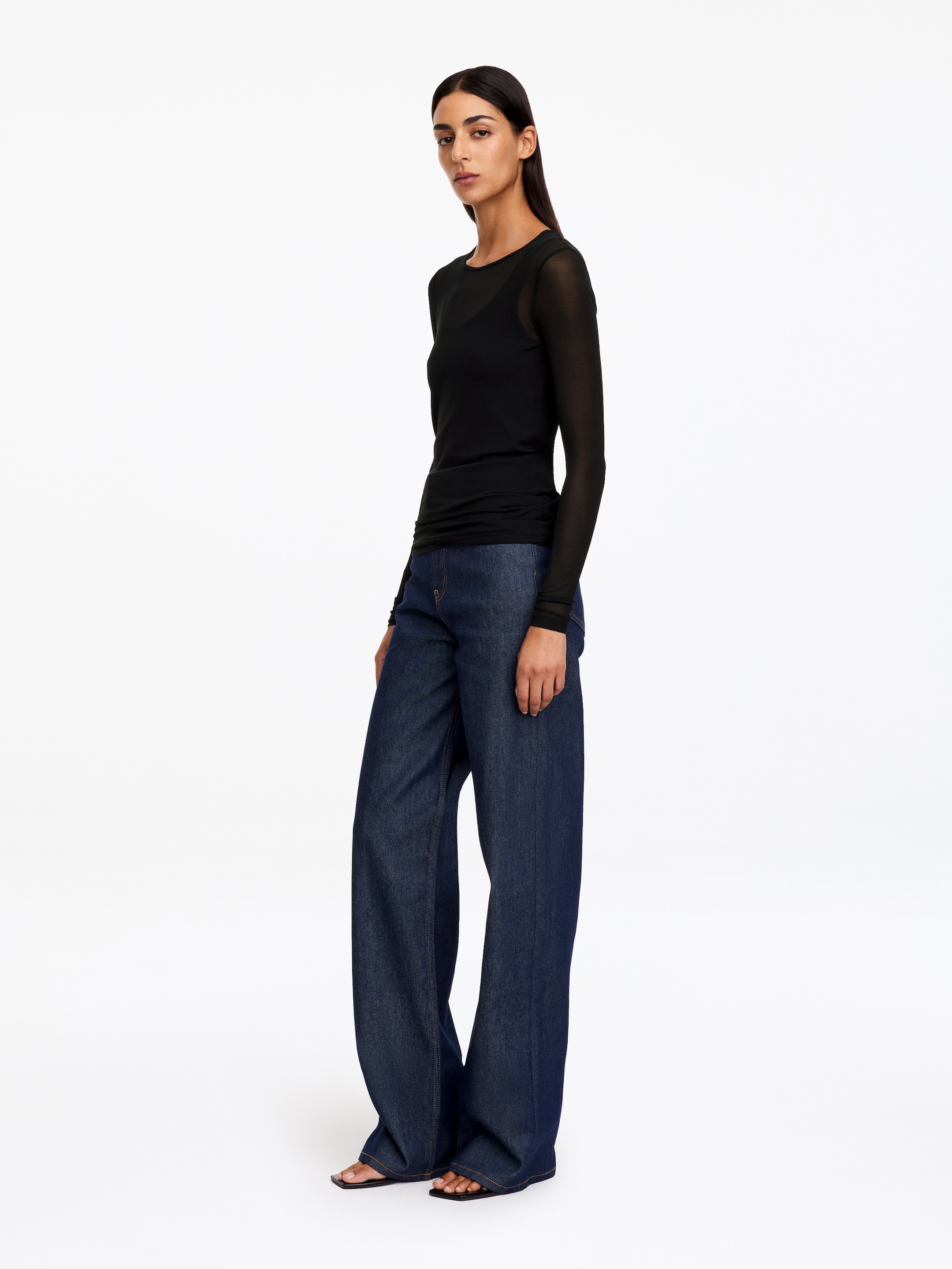 Schmales Seidenoberteil - Schwarz - Slim Fit - women - StillMedia/Lookbook - 7