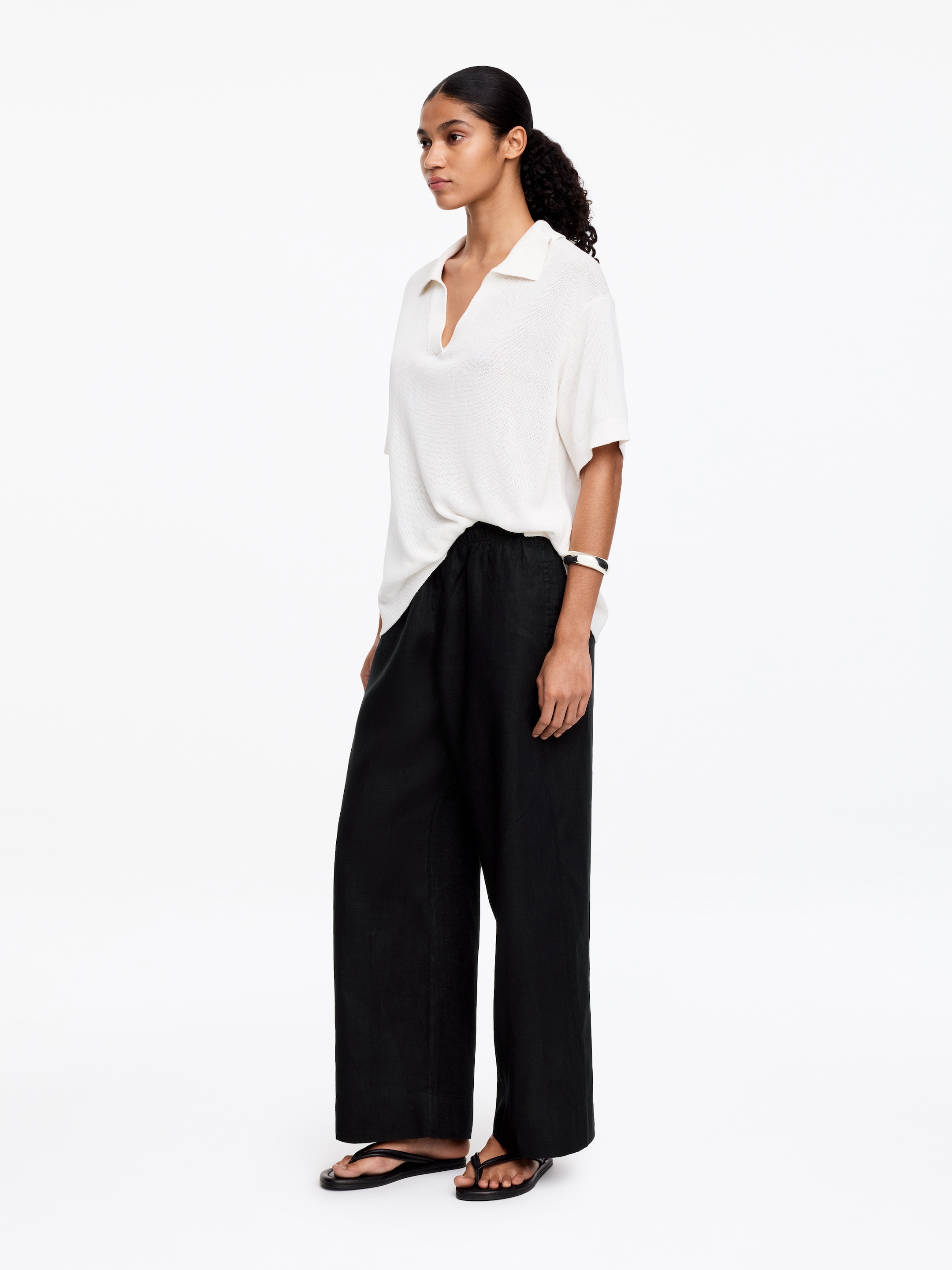 Linen Trousers - Black - Relaxed fit - Women - StillMedia/Lookbook - 9