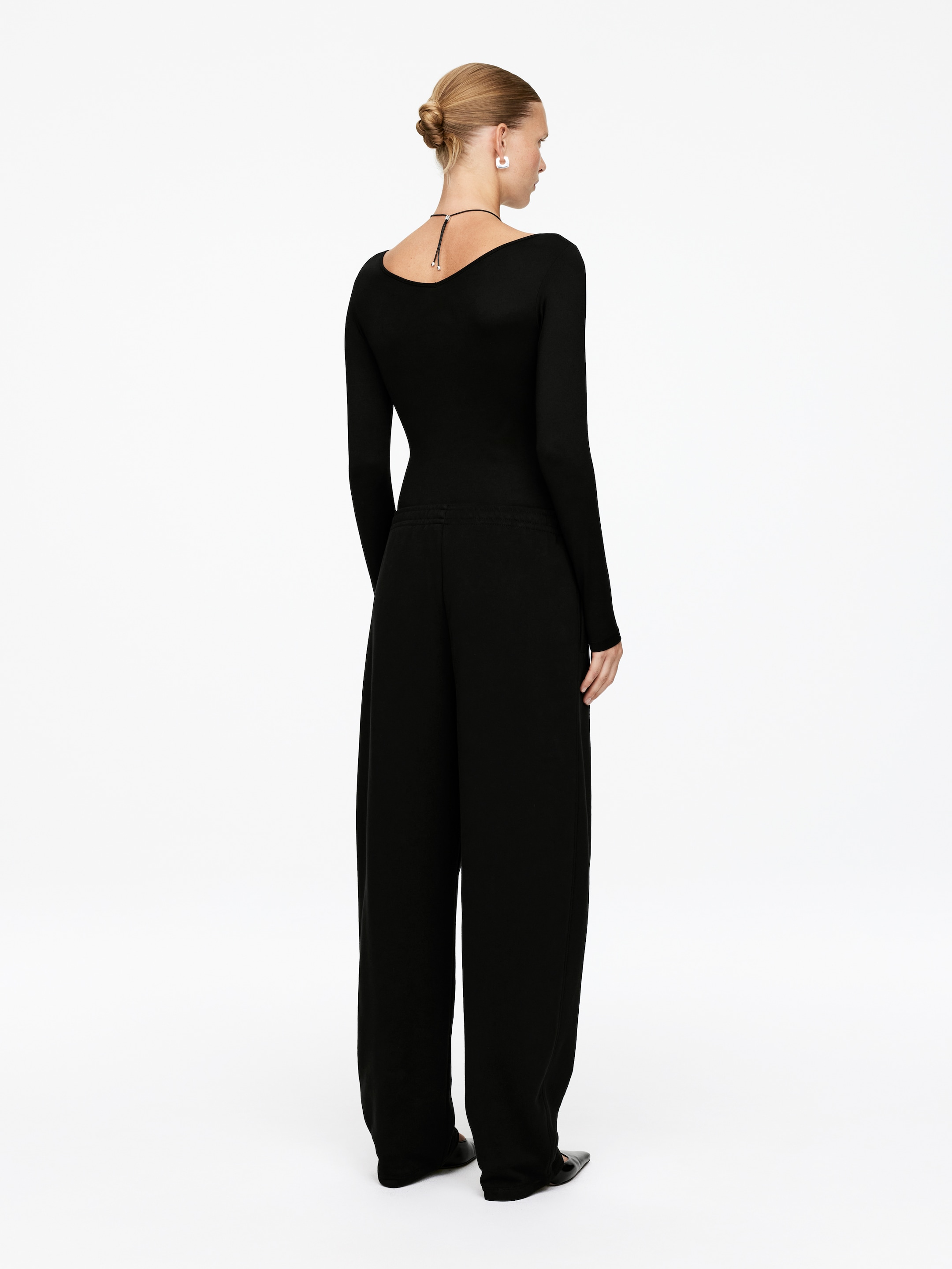Grösseres Bild ansehen: Jogginghose mit Barrel Leg - Schwarz - DAMEN | H&M CH 2