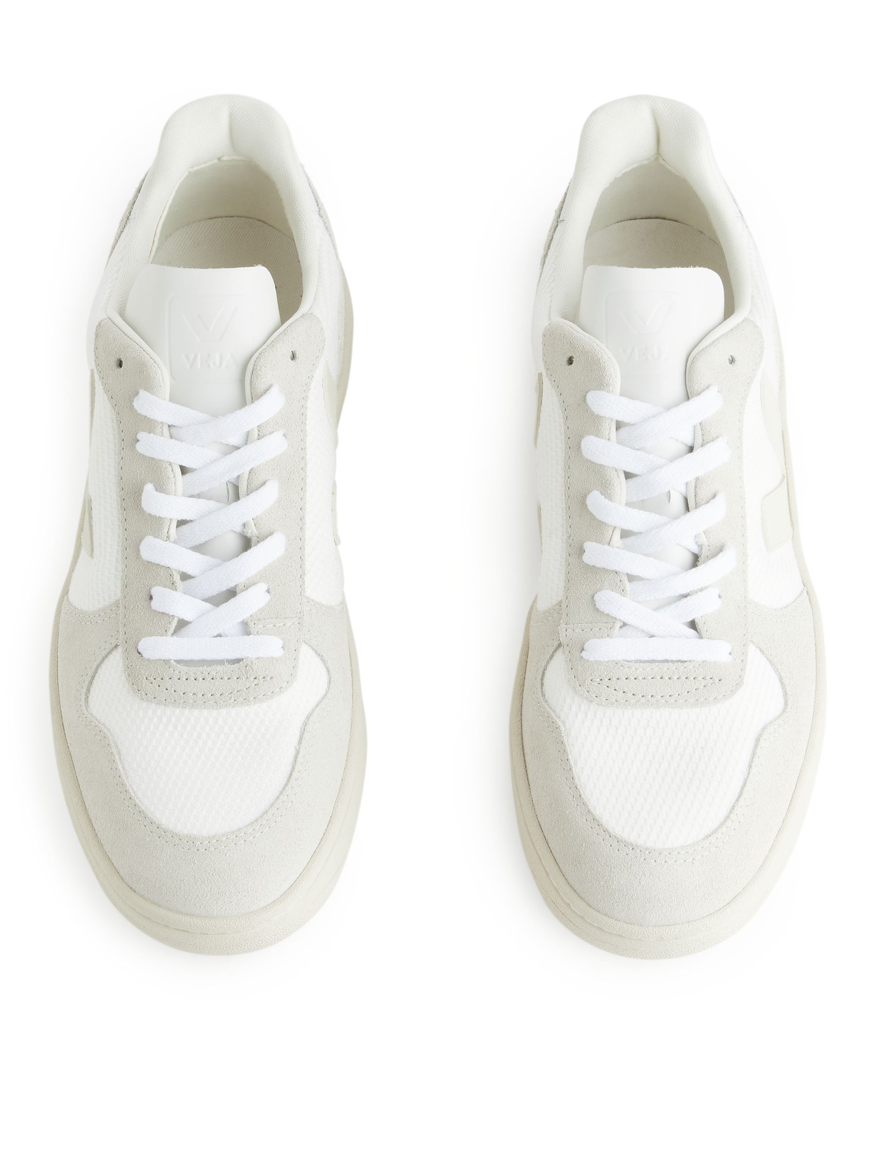 Veja V-10 B-Mesh Trainers - White - Men - StillMedia/DescriptiveStillLife - 6
