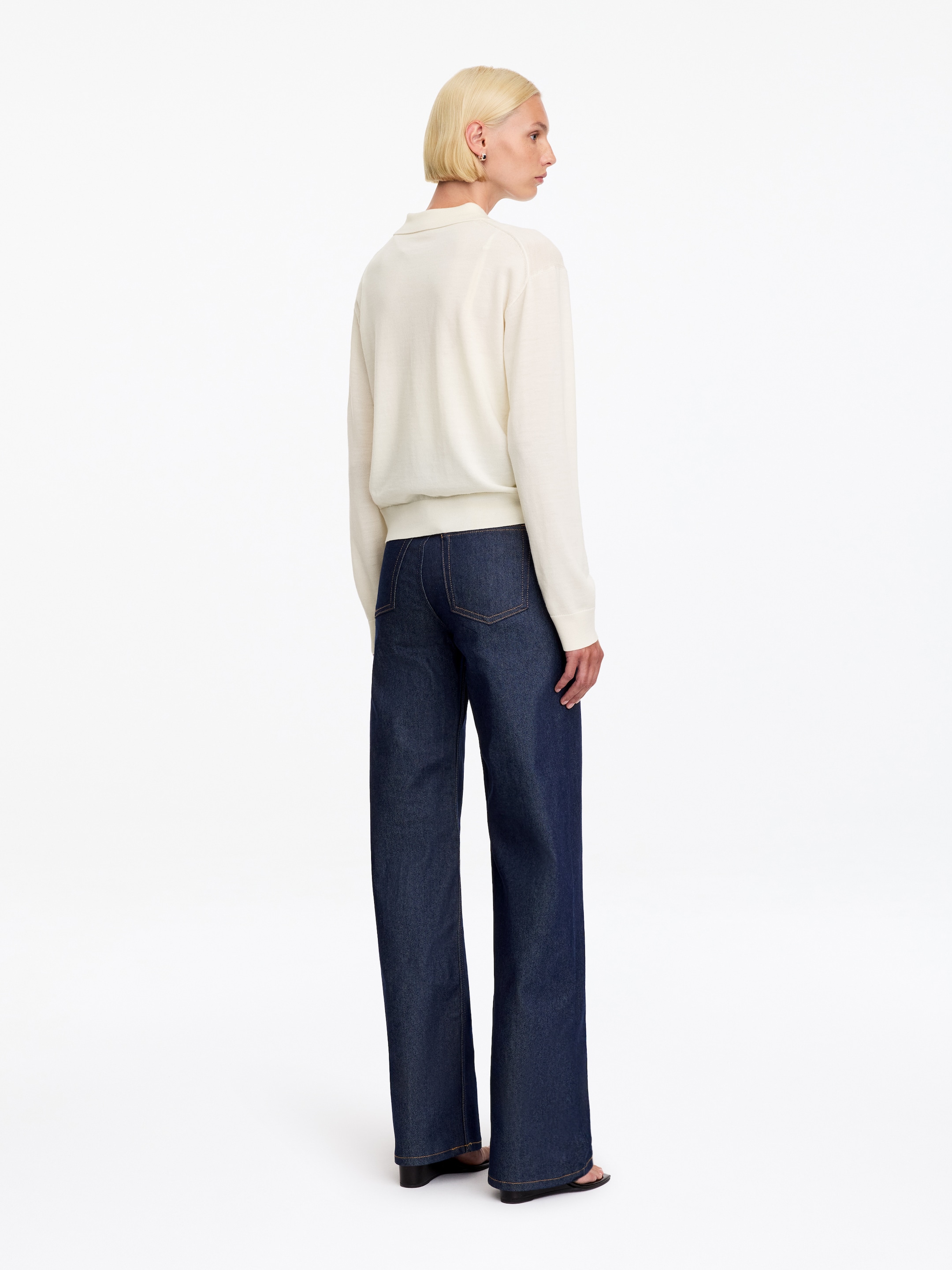 Polo en laine mérinos - Blanc cassé - Regular fit - women - StillMedia/Lookbook - 2