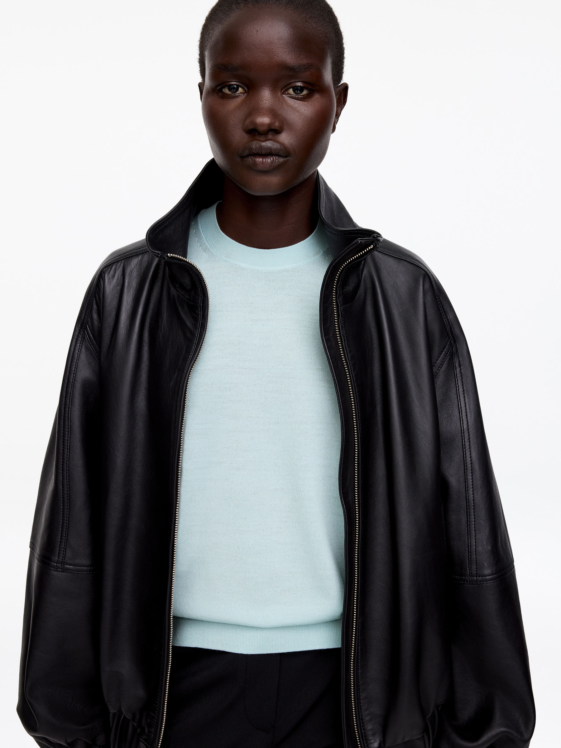 T-shirt en maille de laine mérinos - Turquoise poudré - Regular fit - Femme - StillMedia/Lookbook - 2