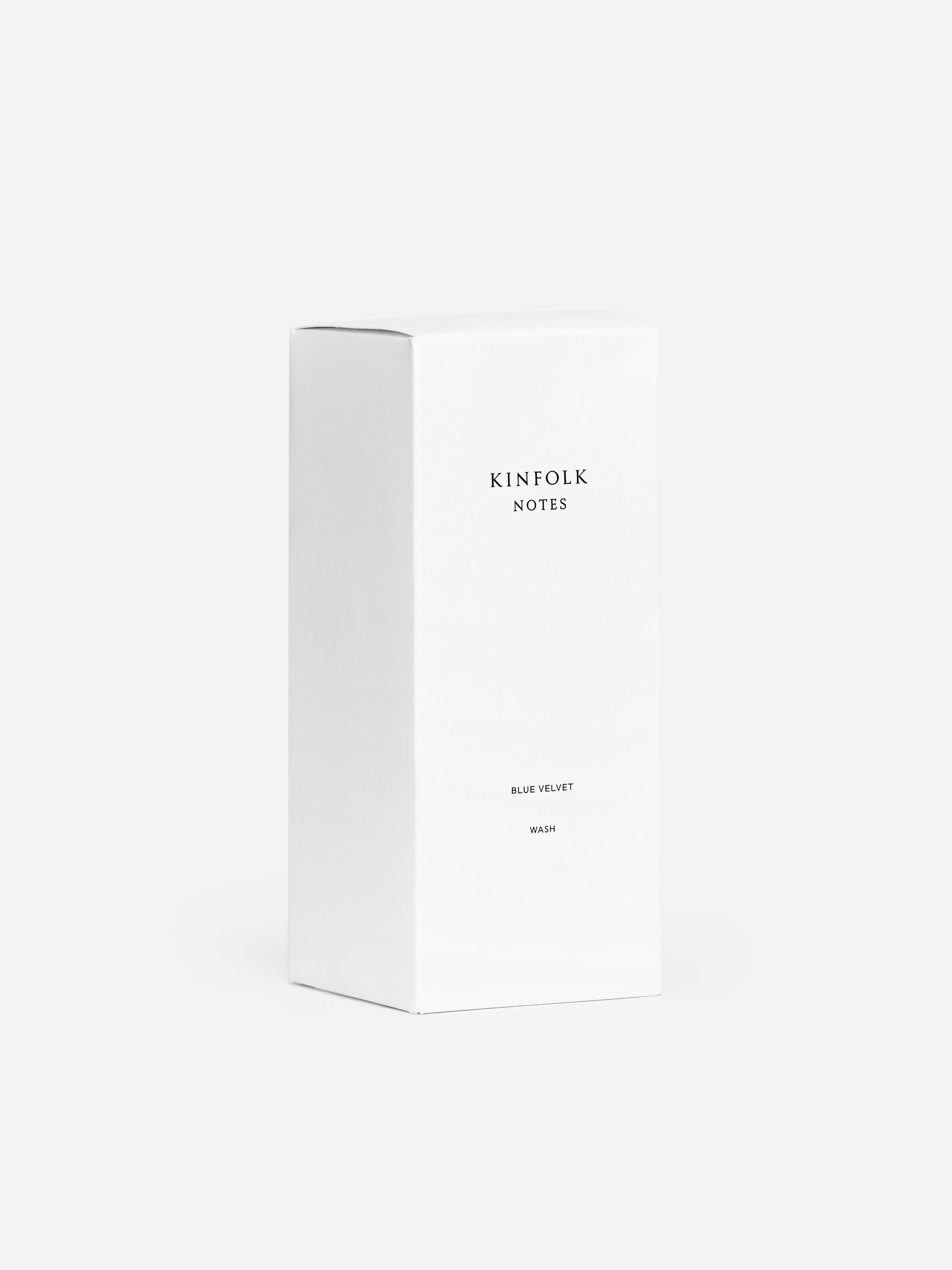 Kinfolk Notes Wash 300ml - Blue Velvet - Homeware - StillMedia/DescriptiveStillLife - 2