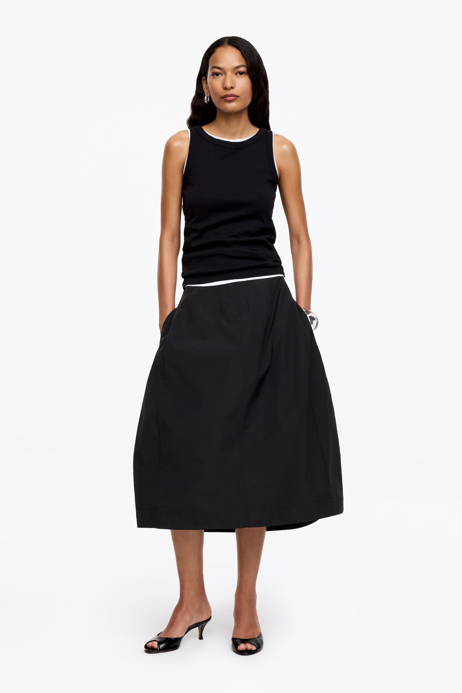 Midi sukně s pasem - Černá - 1