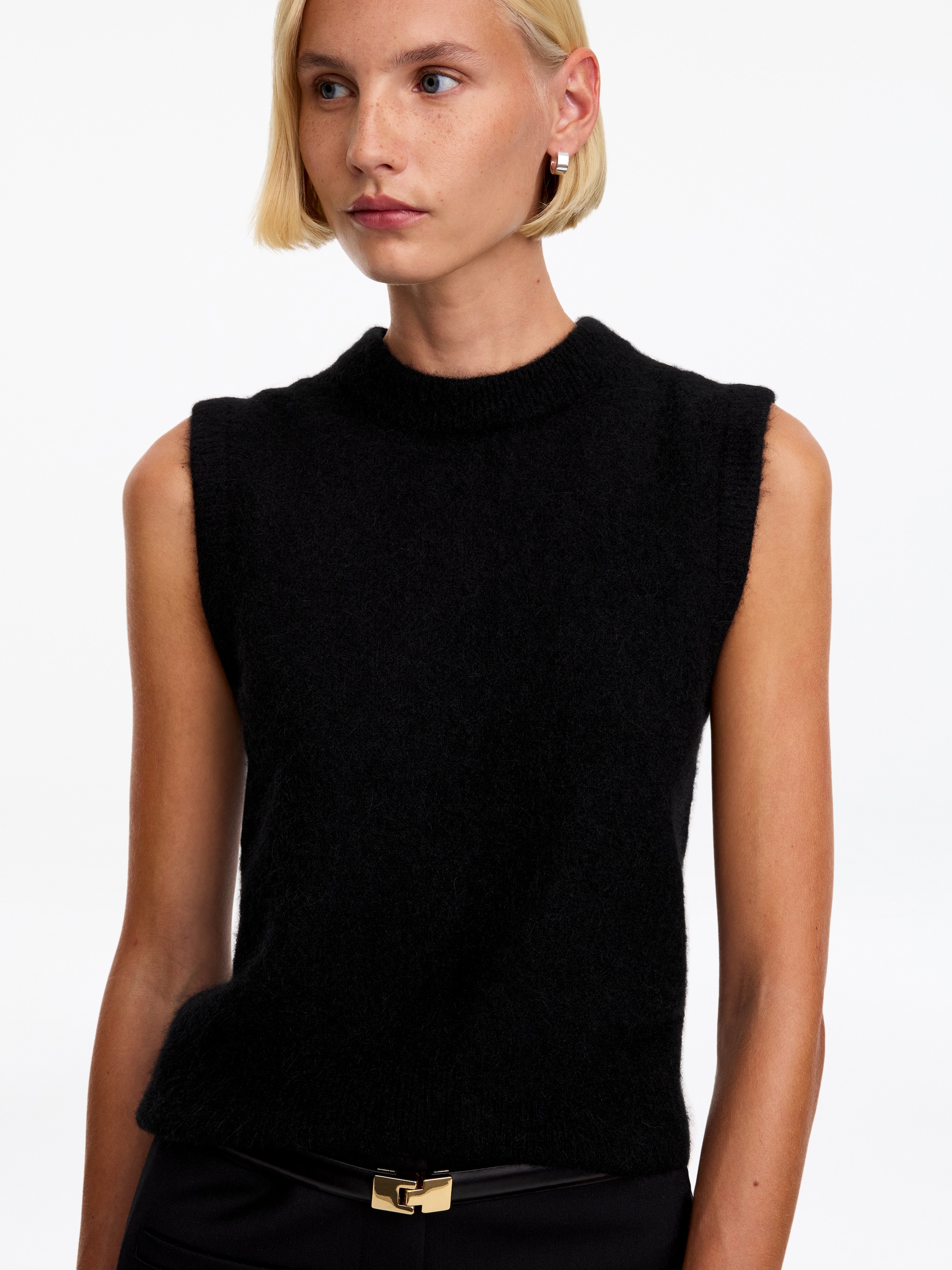 Alpaca-Wool Blend Vest - Black - Regular fit - women - StillMedia/Lookbook - 13