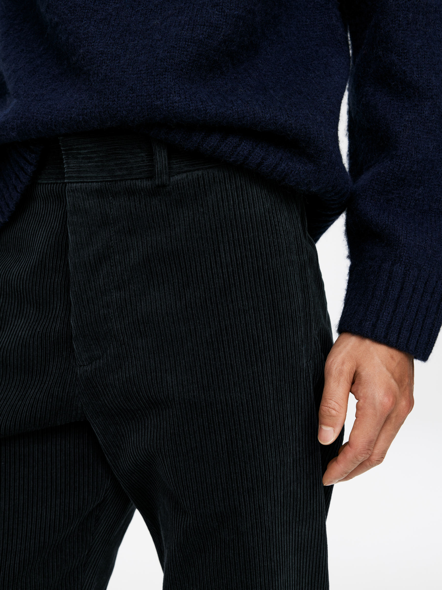 Manchesterbyxa med lös passform - Mörkgrå - Loose fit - Men - StillMedia/Lookbook - 6