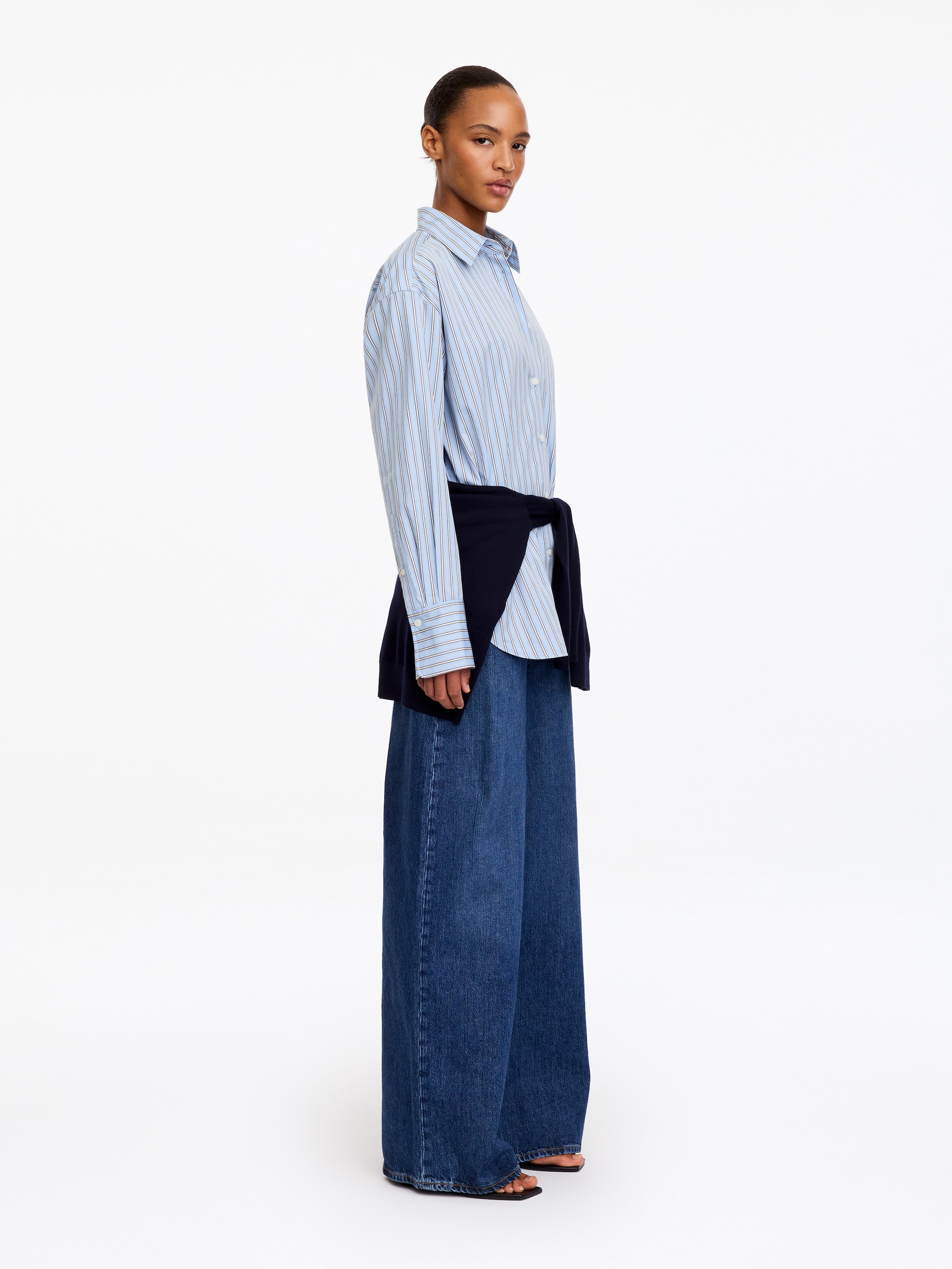 Relaxed-Fit Poplin Shirt - Light Blue/Burgundy - Loose fit - women - StillMedia/Lookbook - 5