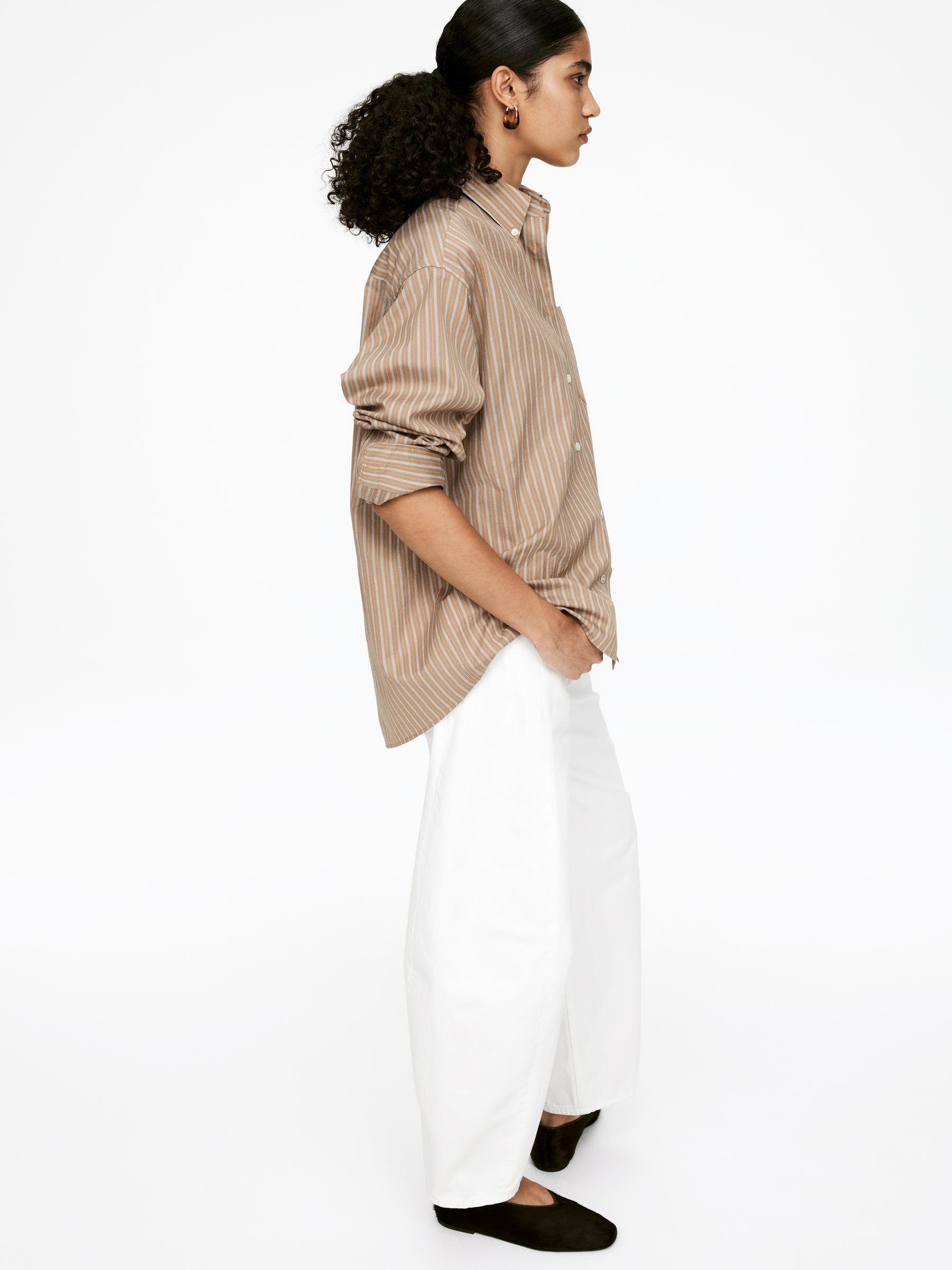 Chemise en coton et soie - Beige/Rayures - Oversized - Femme - StillMedia/Lookbook - 6