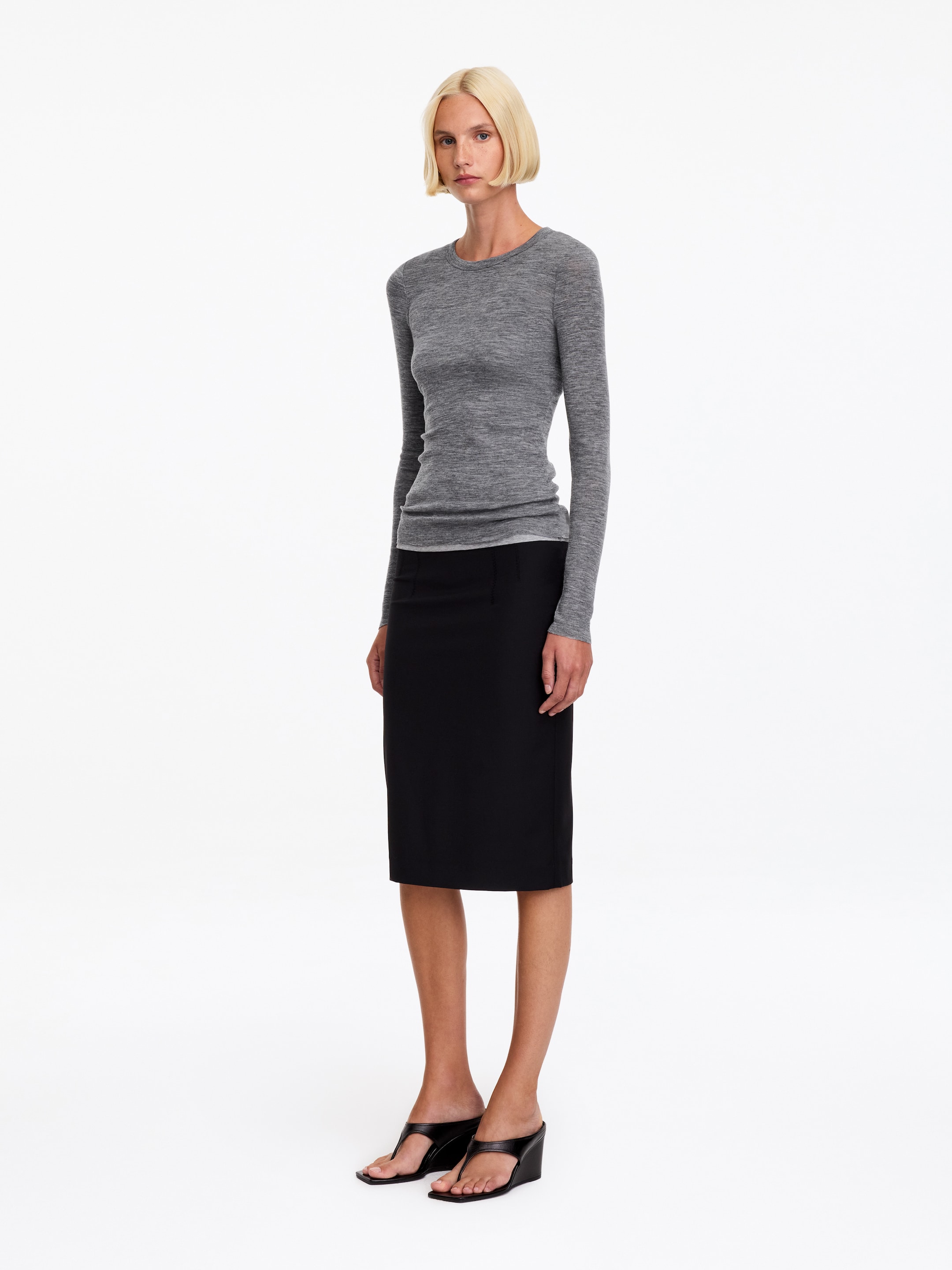Long-Sleeved Merino Top - Grey - Slim fit - women - StillMedia/Lookbook - 2