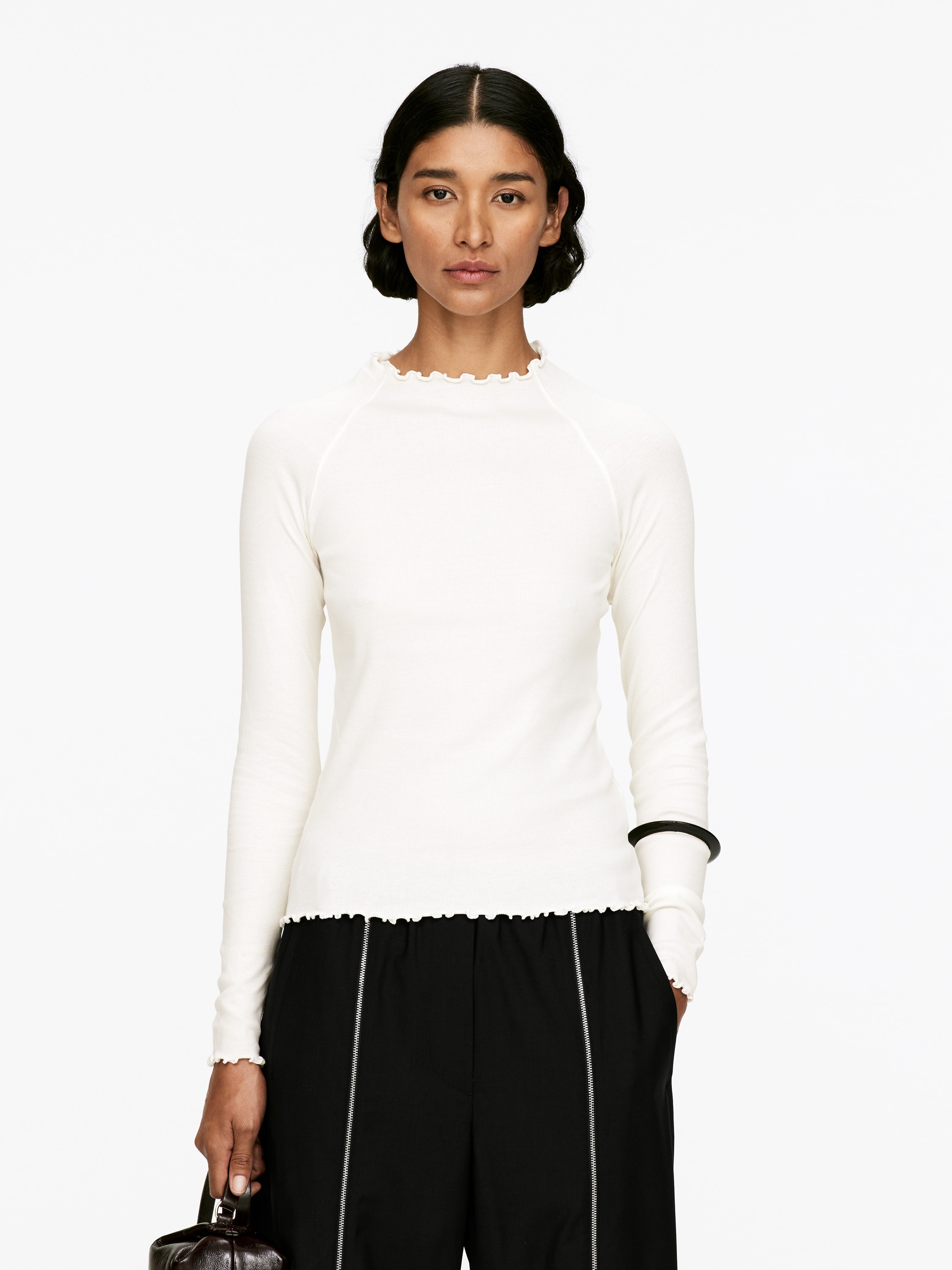 Tričko s dlouhým rukávem a babylock okraji - Krémová/Černá