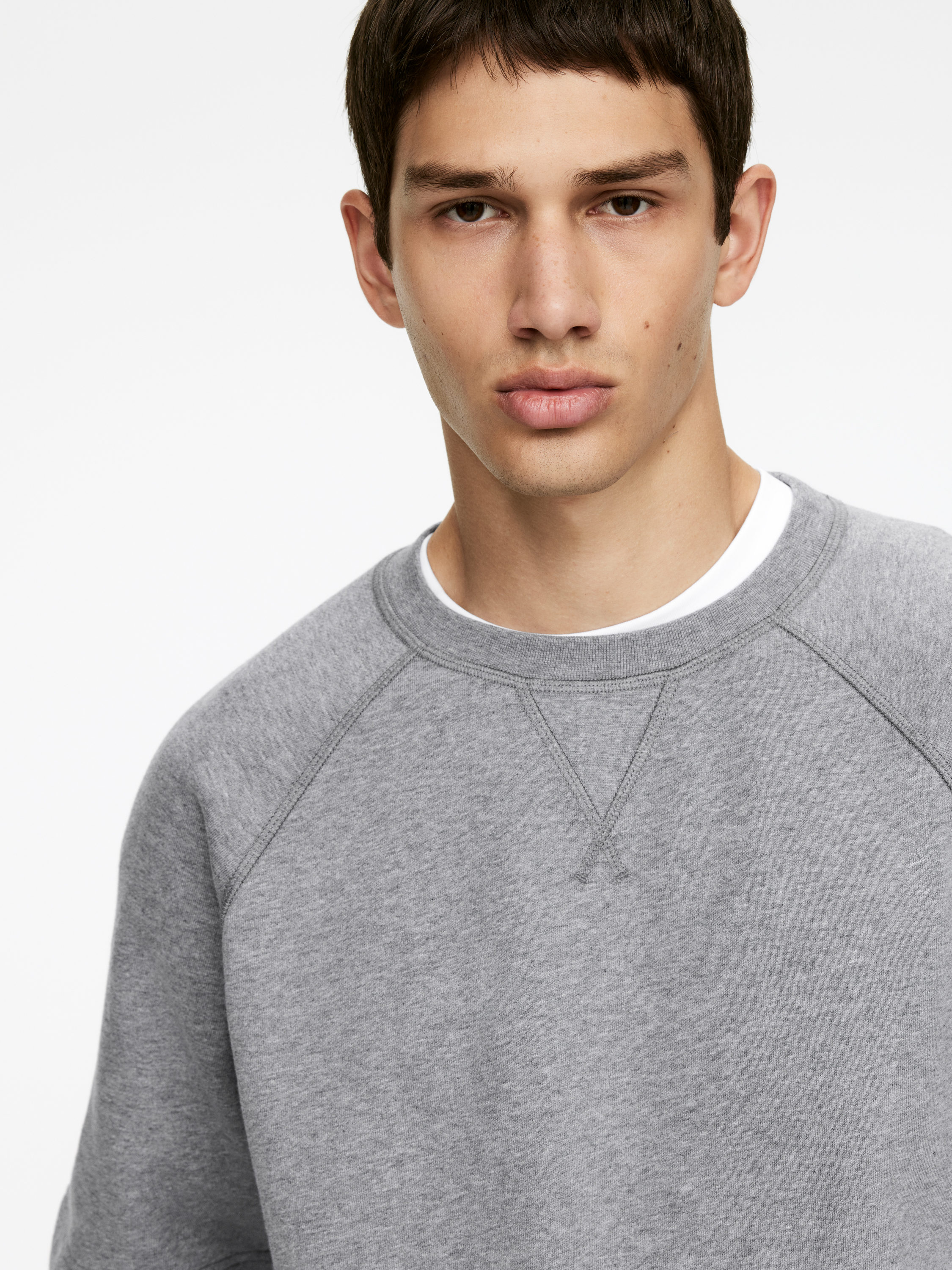 Short-Sleeve Sweatshirt - Grey Melange - Regular fit - Men - StillMedia/Lookbook - 4