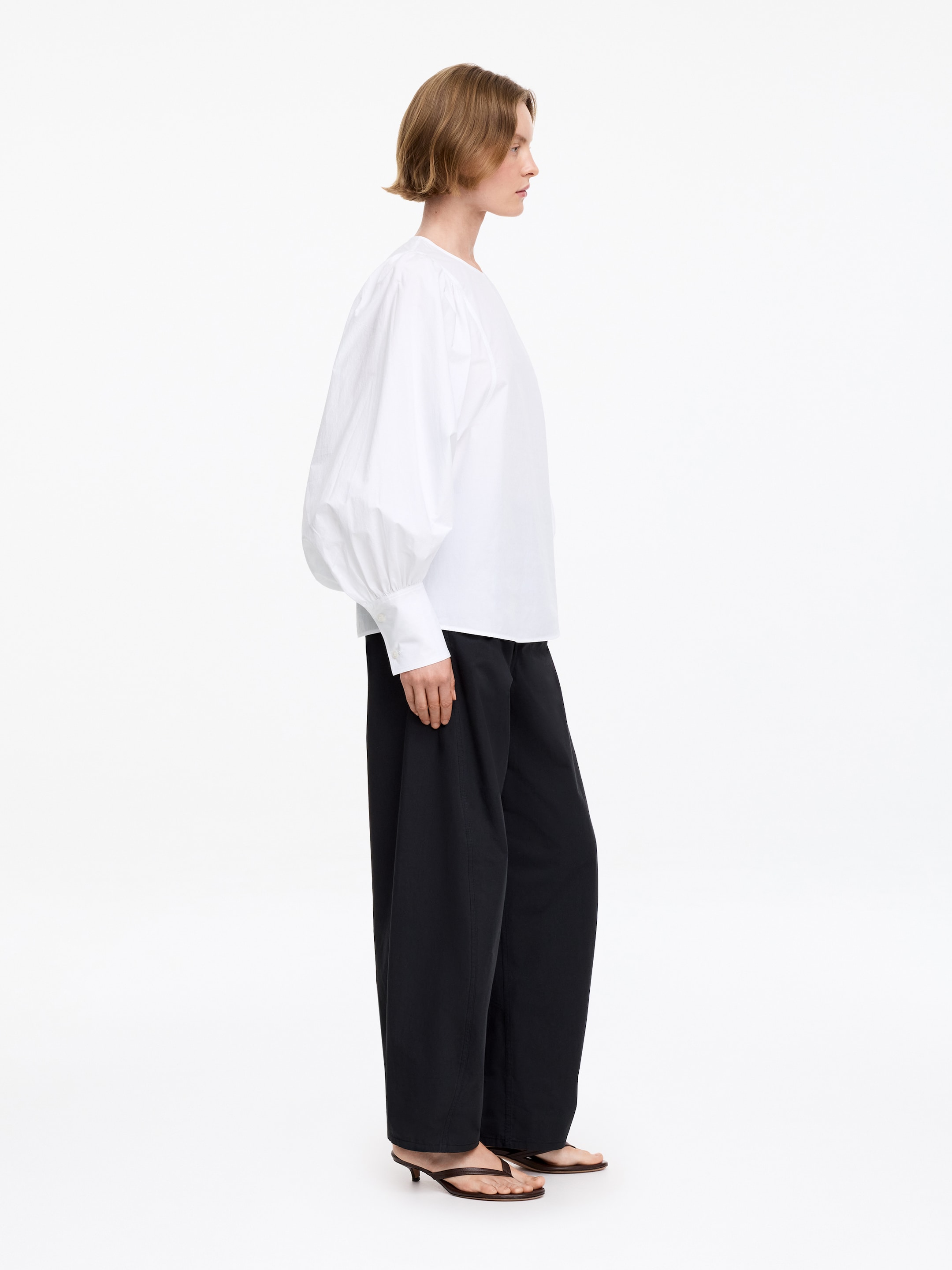 Volume-Sleeve Cotton Blouse - White - Regular fit - Women - StillMedia/Lookbook - 2