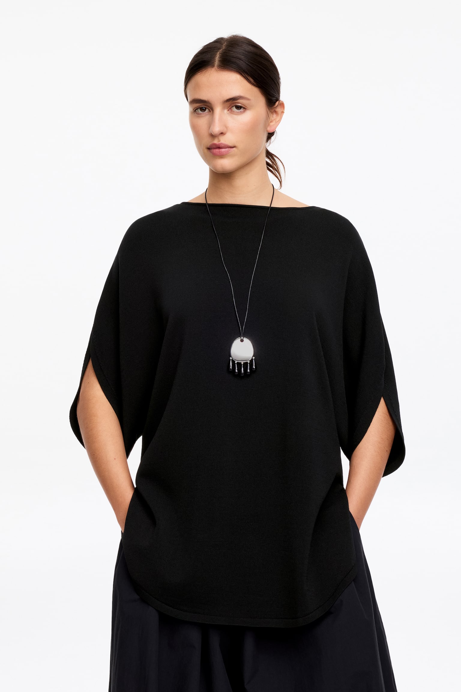 Top Z Jemného Úpletu S Tvarovaným Střihem - Černá - 5