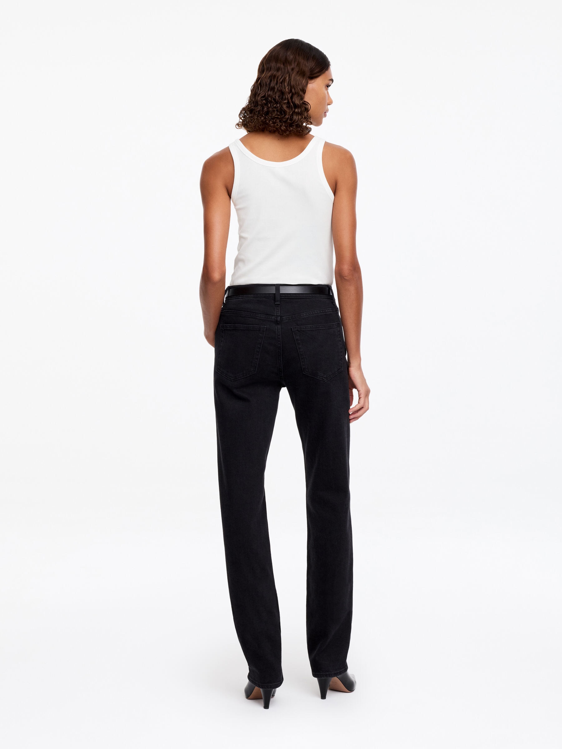 Scoop-Neck Tank Top - White - Slim fit - Women - StillMedia/Lookbook - 6