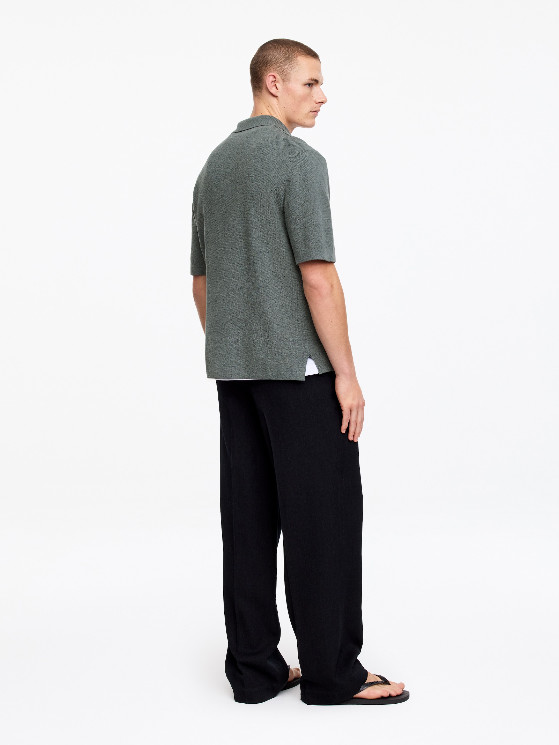 Polo en lin et coton - Gris foncé - Regular fit - Homme - StillMedia/Lookbook - 2