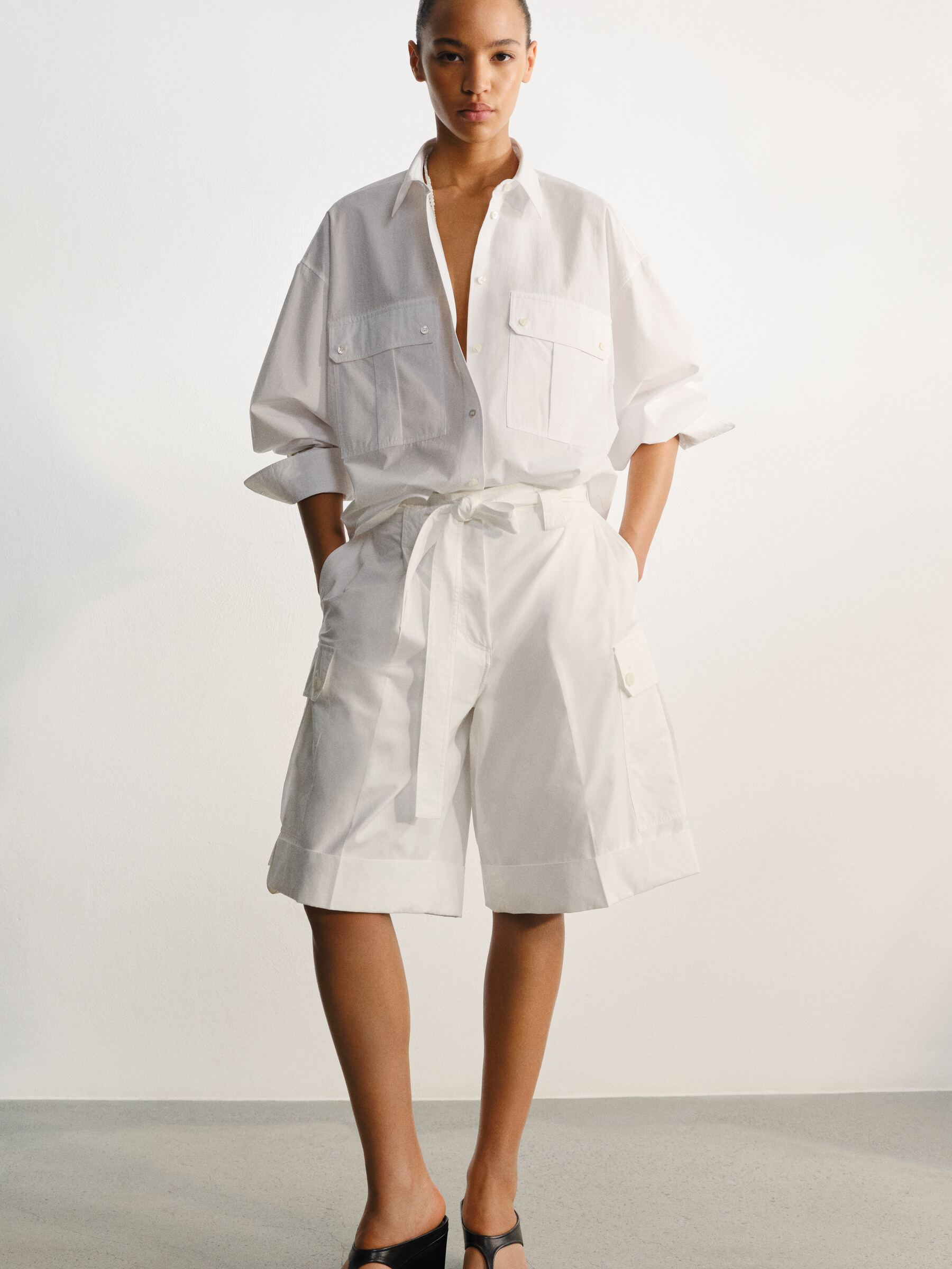 Soft Utility Shorts - White - Relaxed fit - Women - StillMedia/Environmental - 1
