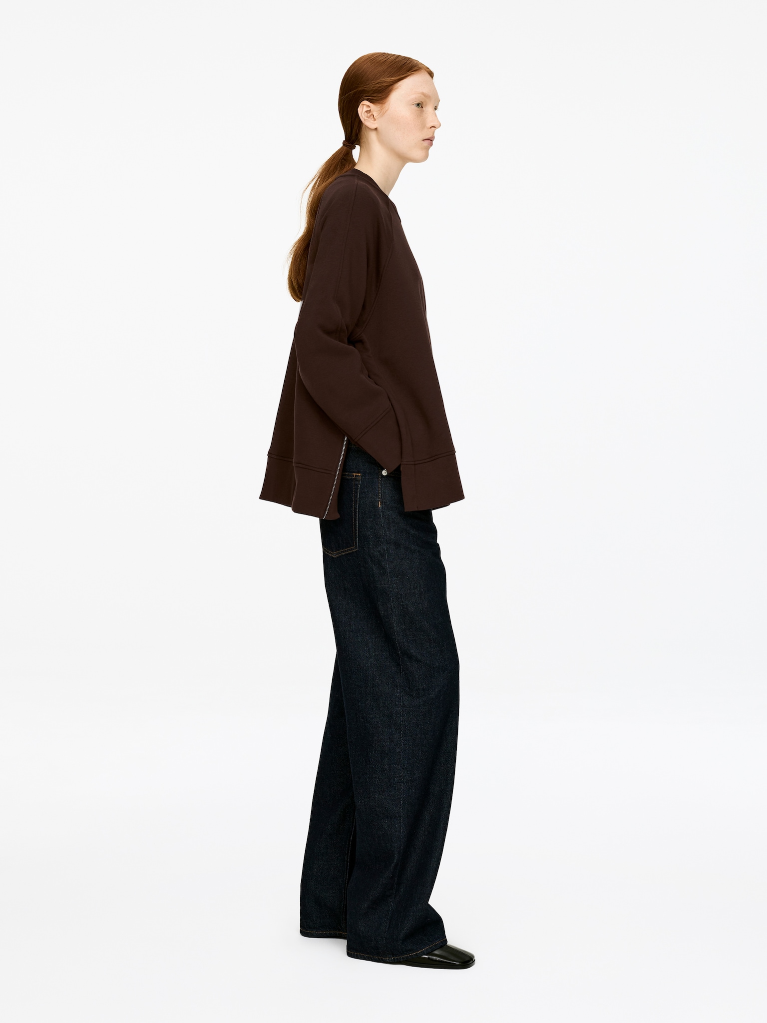 Zip-Detail Sweatshirt - Dark Brown - 4