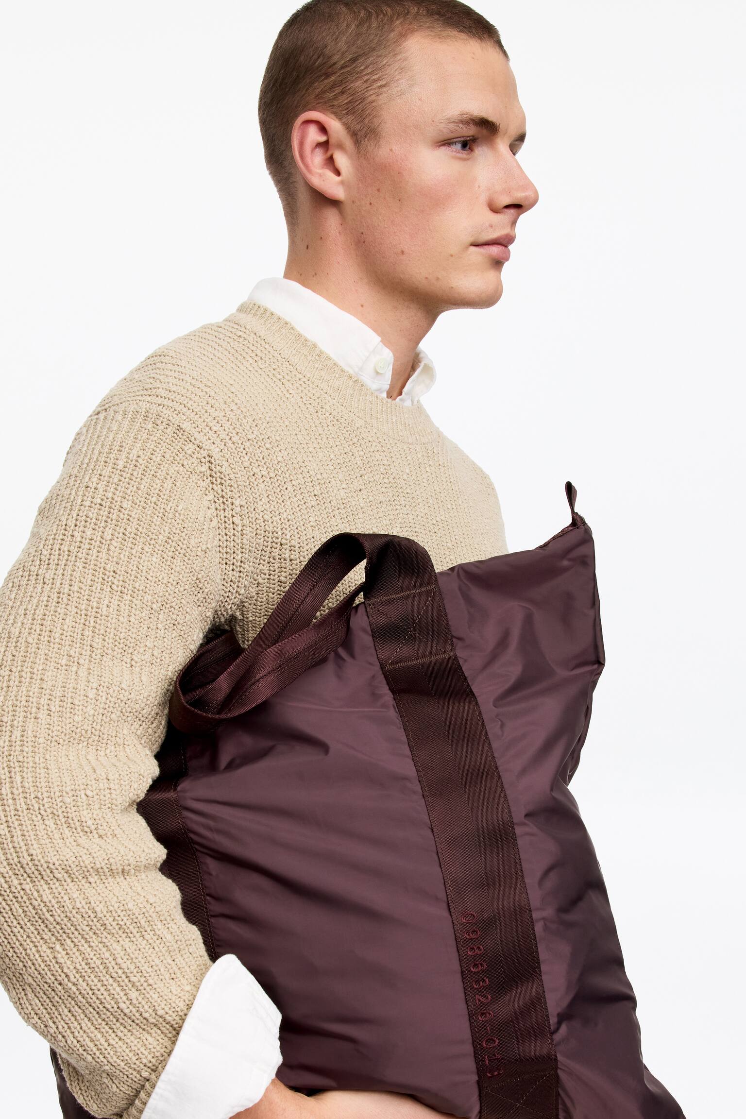 Praktisk mulepose - Blommefarvet/Sort - 4