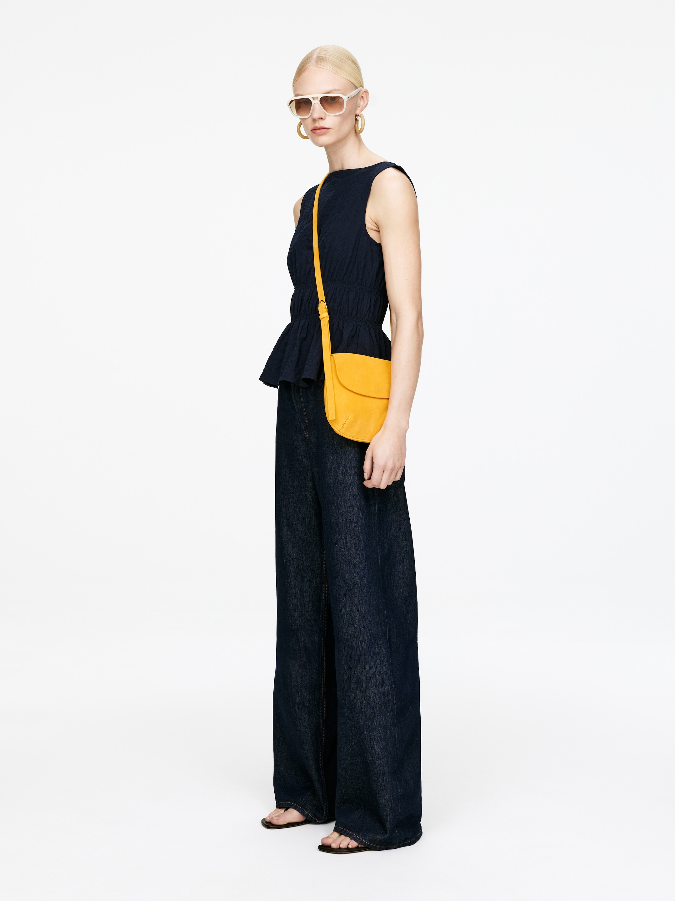 Vis større bilde: Crossbody-veske i lær - Gul - DAME | H&M NO 2
